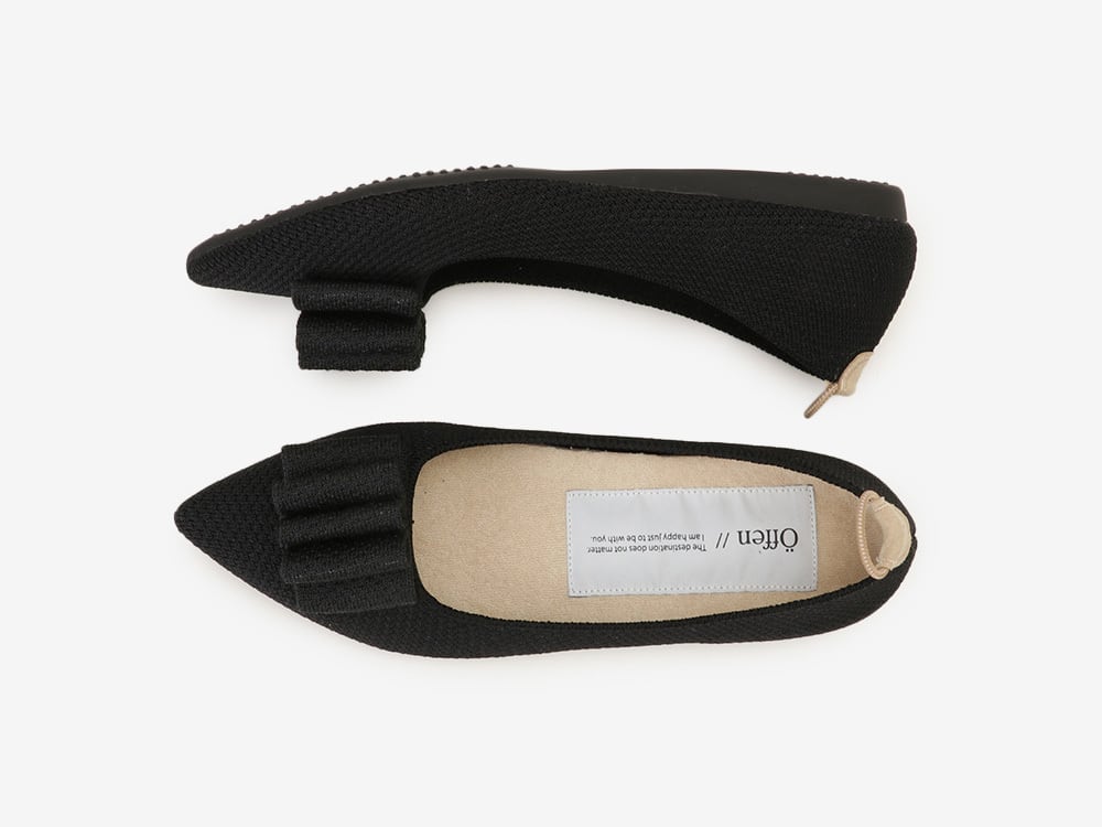 pointed-CURLS / BLACK | Offen