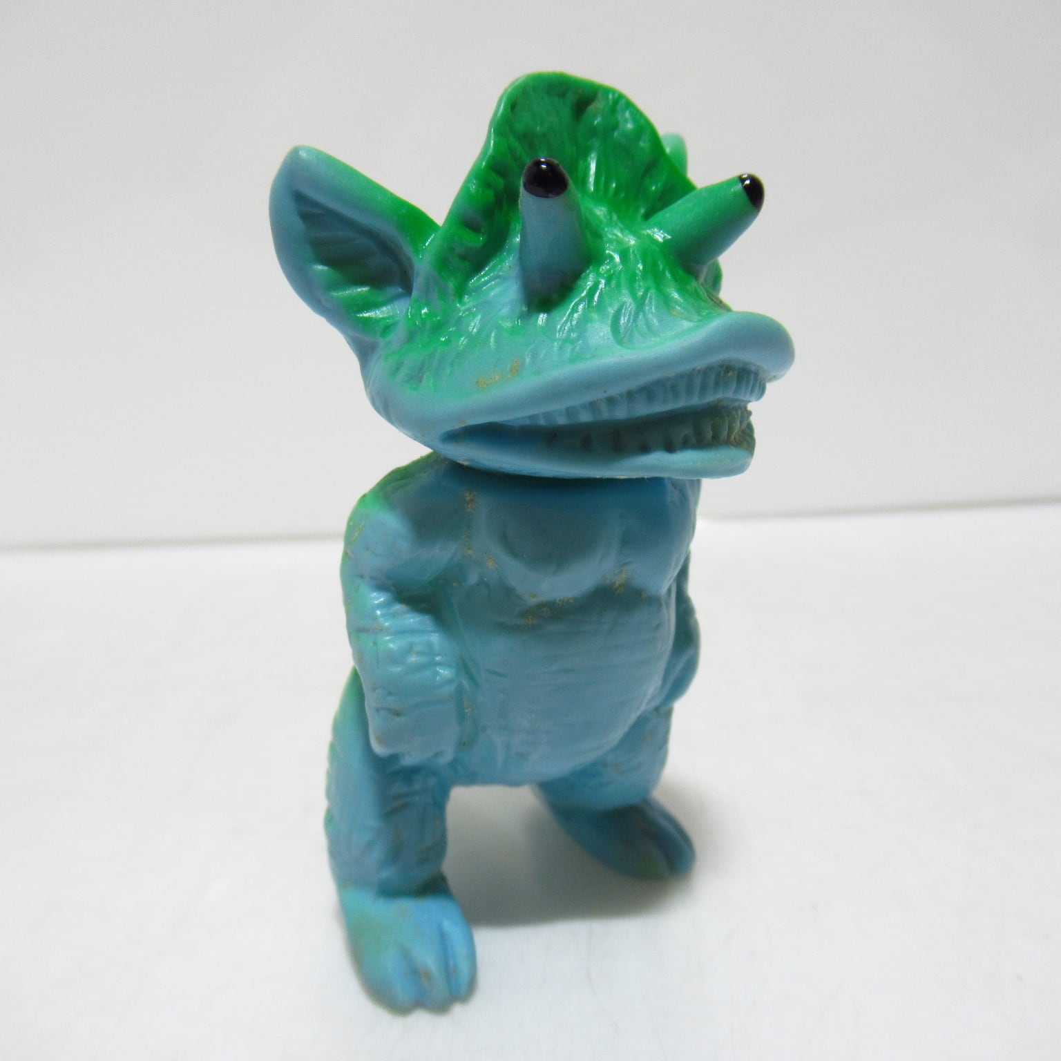 パチ怪獣ソフビ 無版権 ミニソフビ (3) [$9] | ハチクマ商店