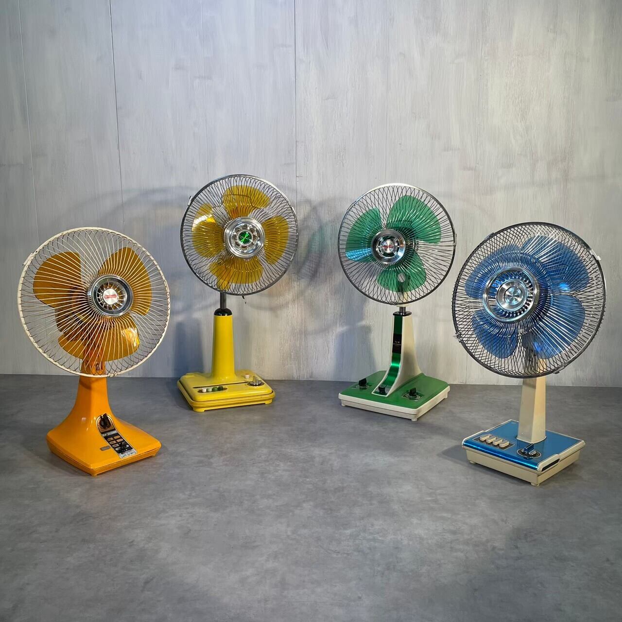 レトロポップな黄色の扇風機 | Pay ID