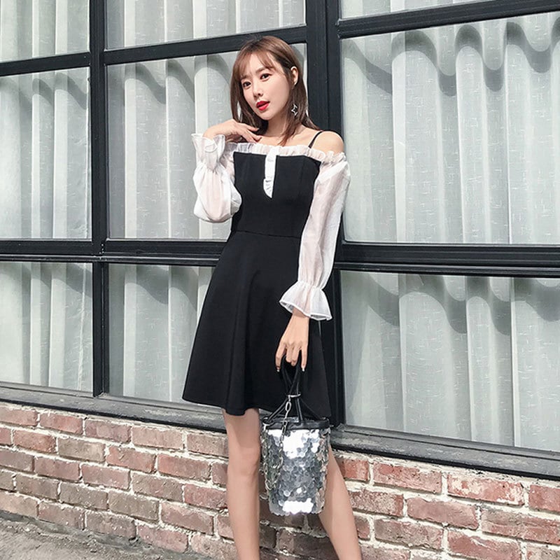 送料無料】ワンピース ミニ丈 オフショルダー オフショル 長袖 フリル