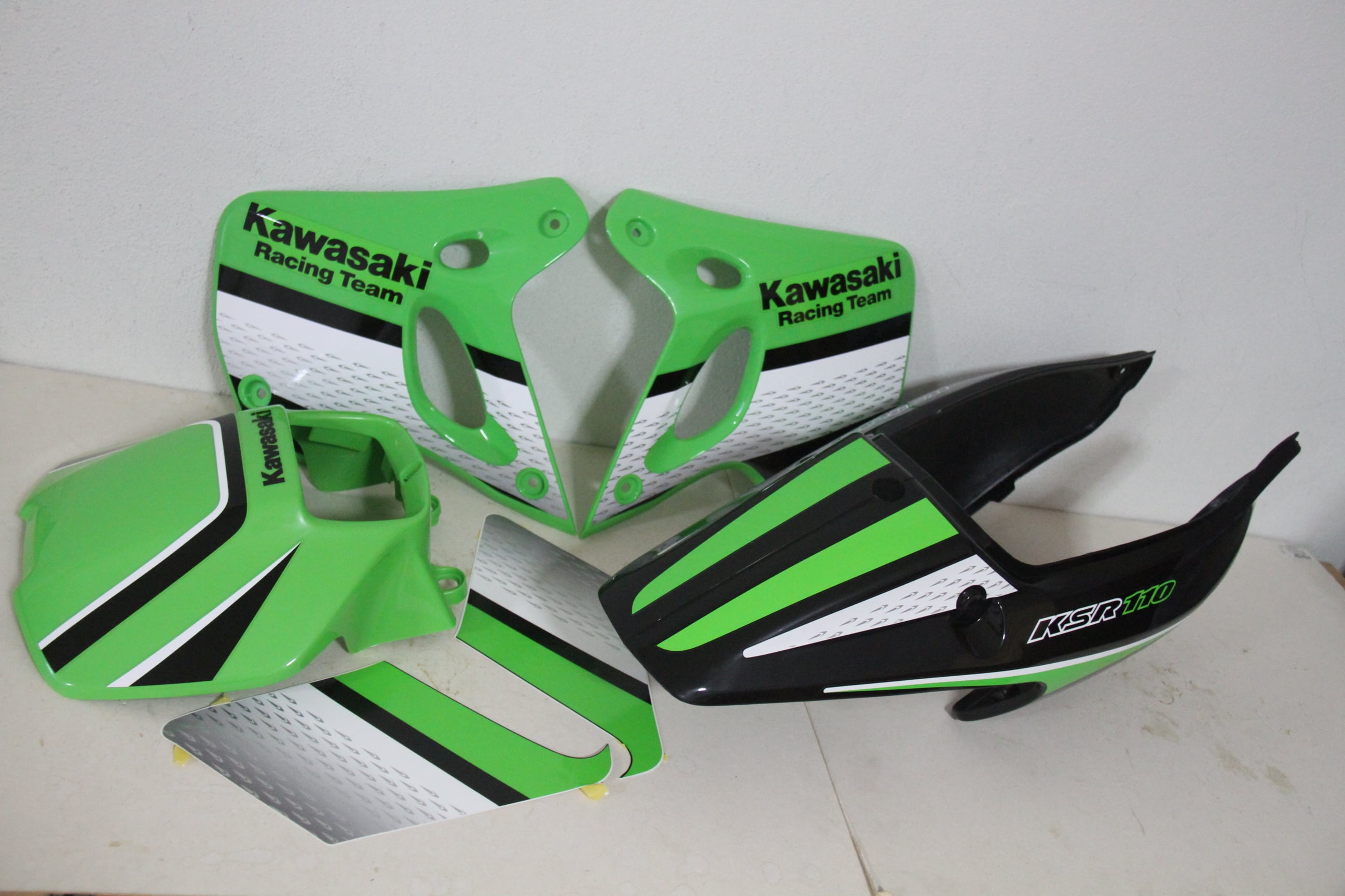 KSR110 Limited Green カウルセット 純正品」 | タイからお届け！