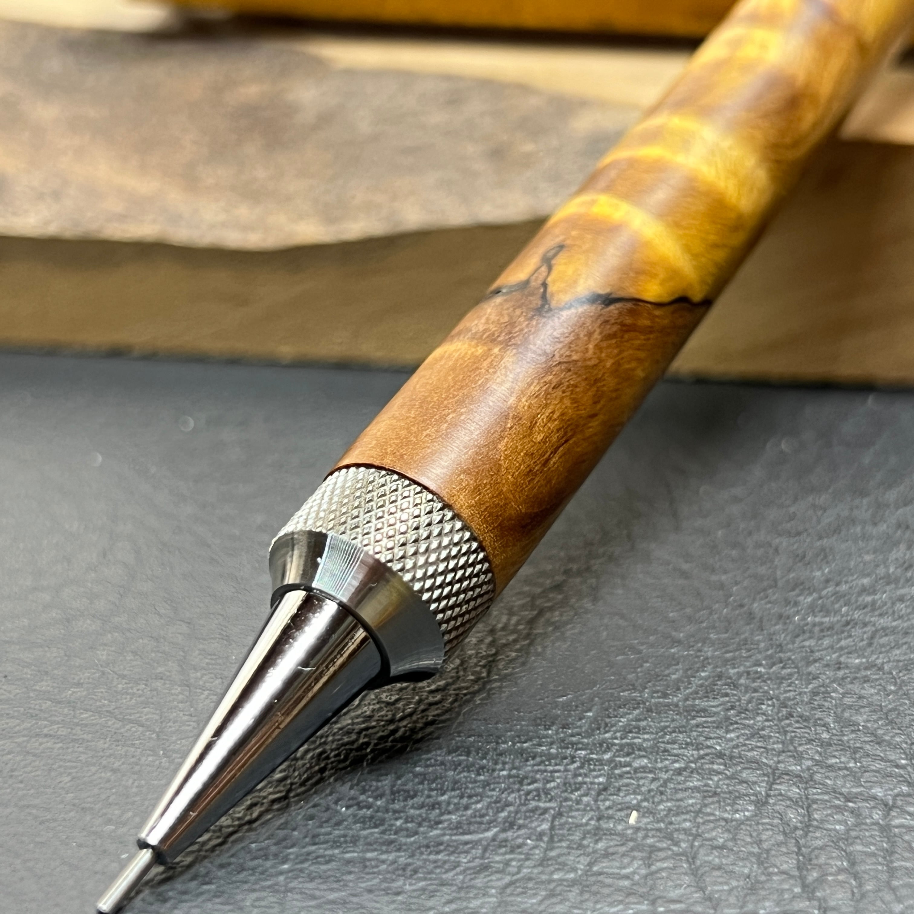 22栃縮杢スポルテッドスタビ 木製シャーペン 強低重心R ローレット