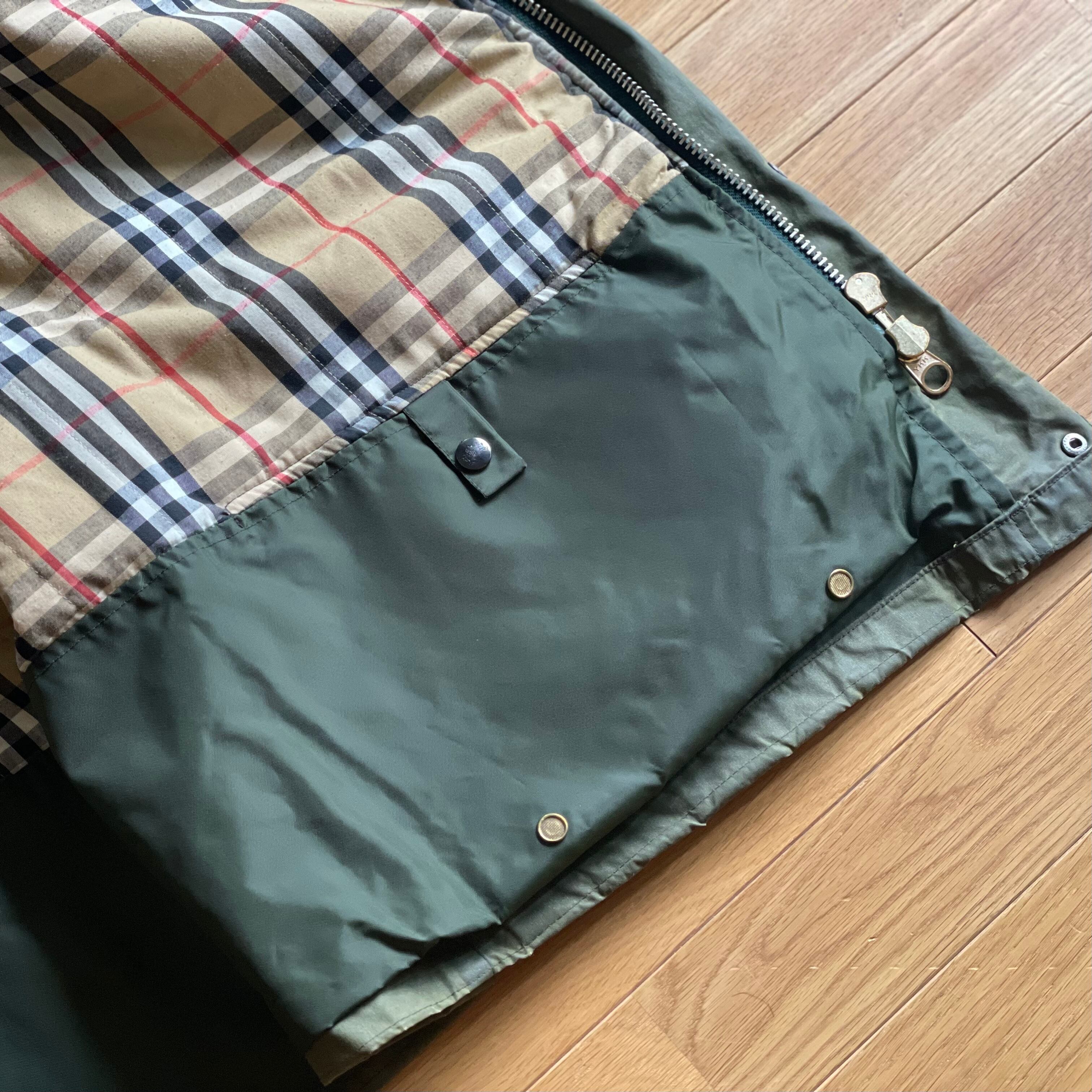 BURBERRYS オイルドジャケット バブアー社ビューフォート類似