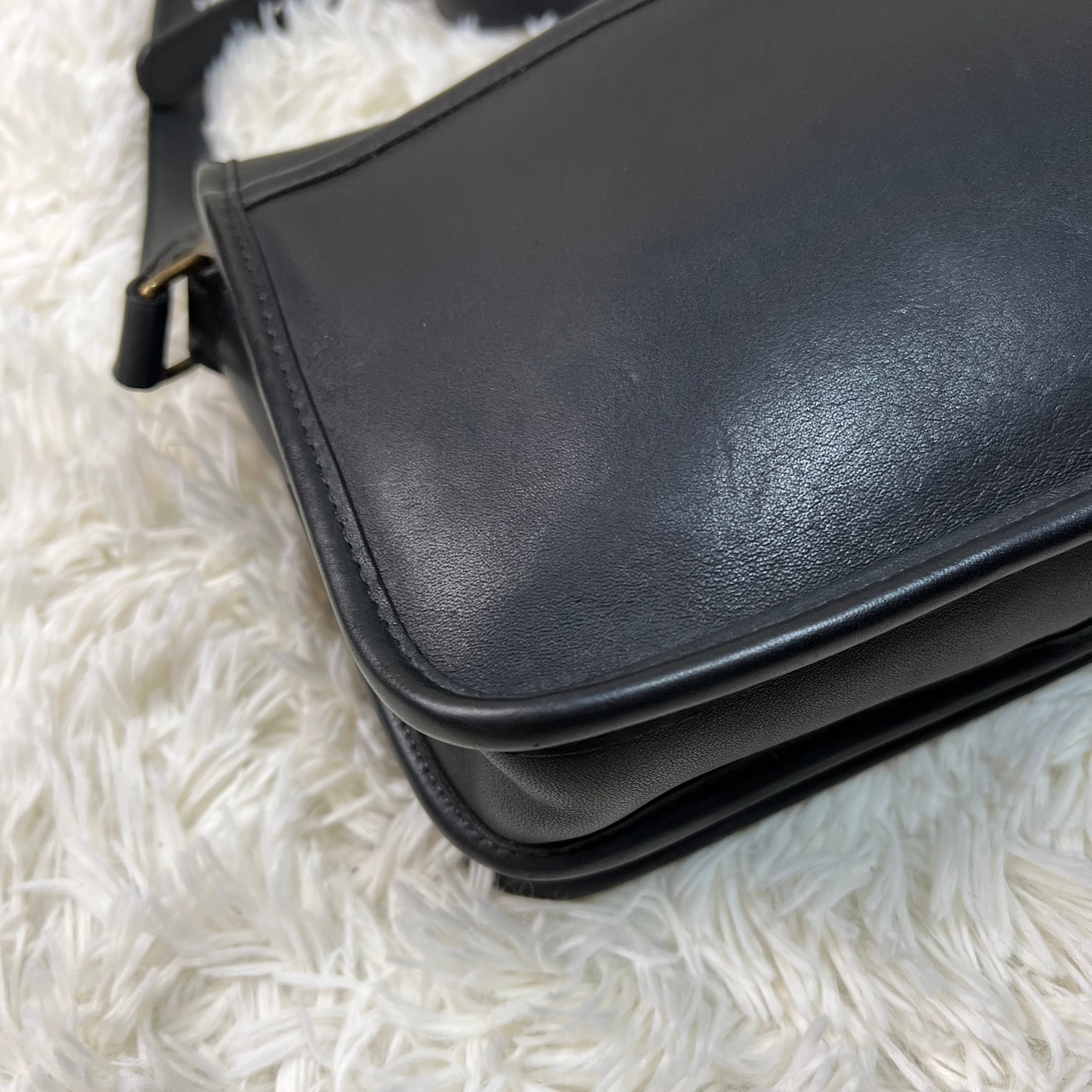 OLD COACH ターンロックショルダーバッグ オールドコーチ 黒 ブラック