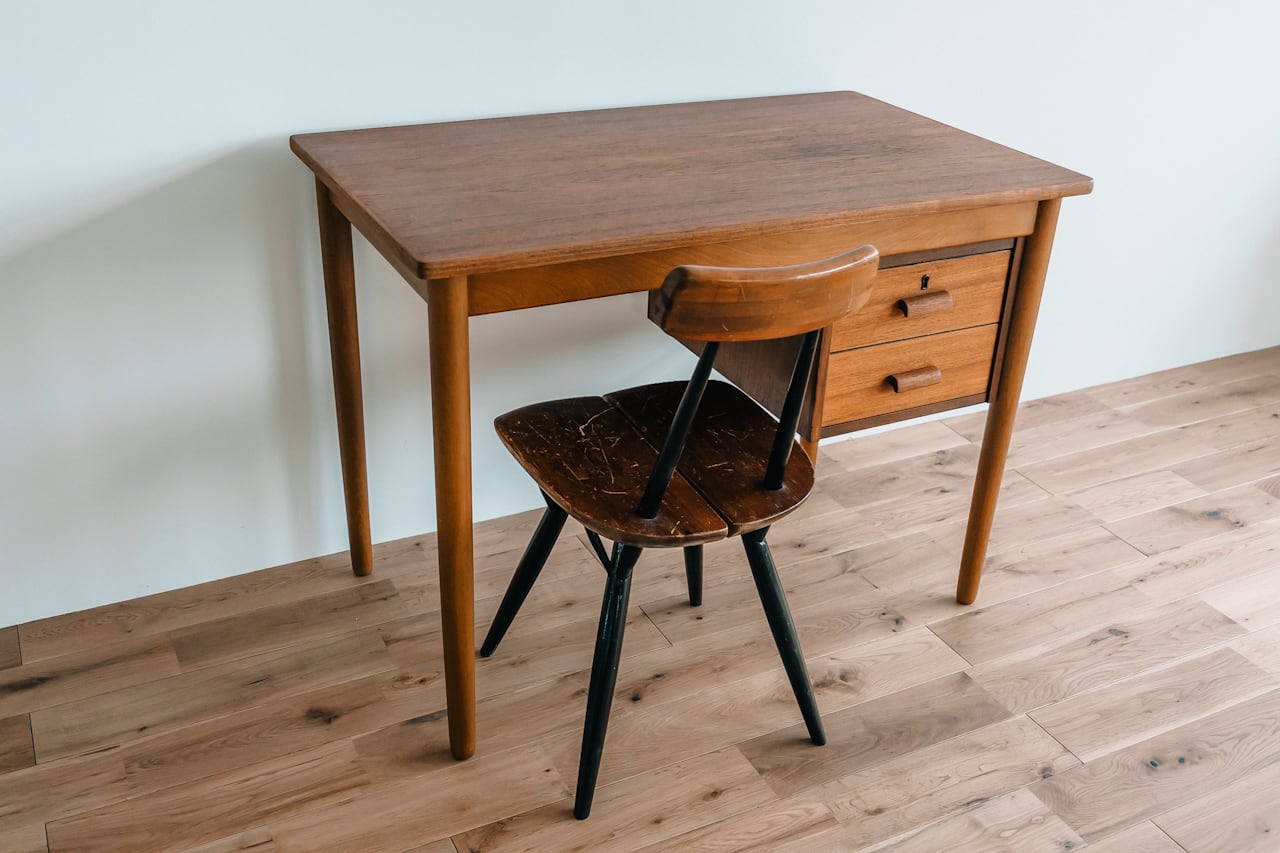 片袖デスク｜北欧ヴィンテージ｜チーク材（バーチ脚） | kerran kerran