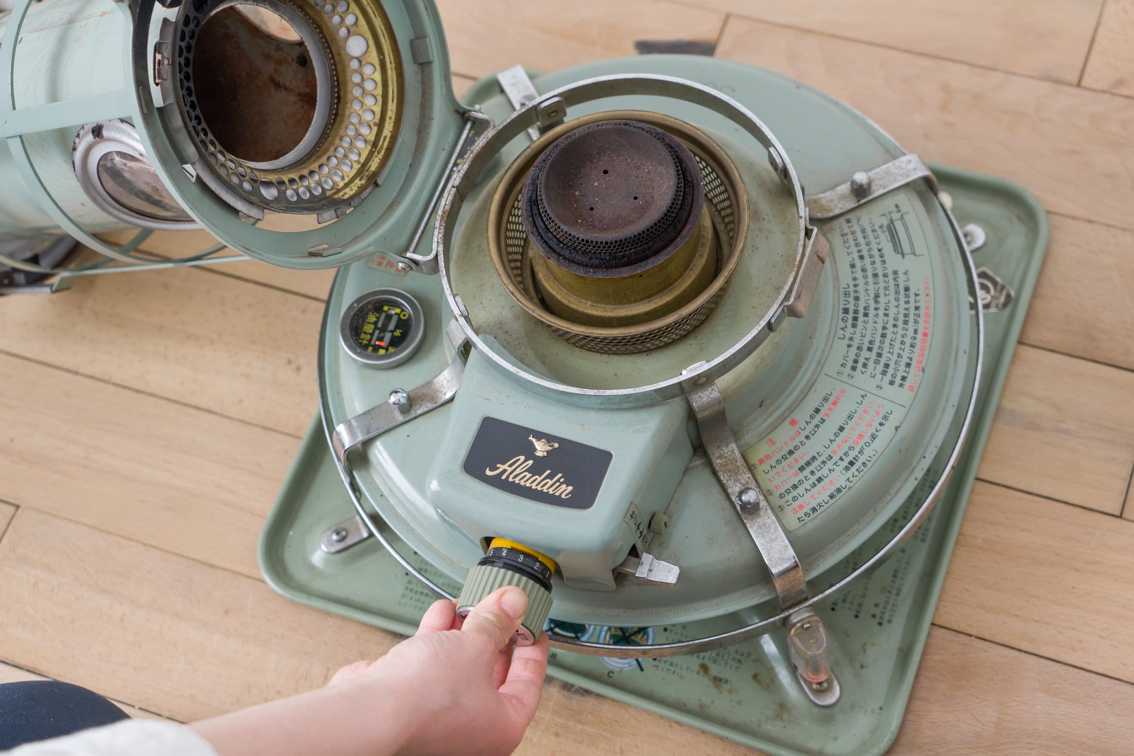 アラジンストーブ 39型 | ReBuilding Center JAPAN | リビセン