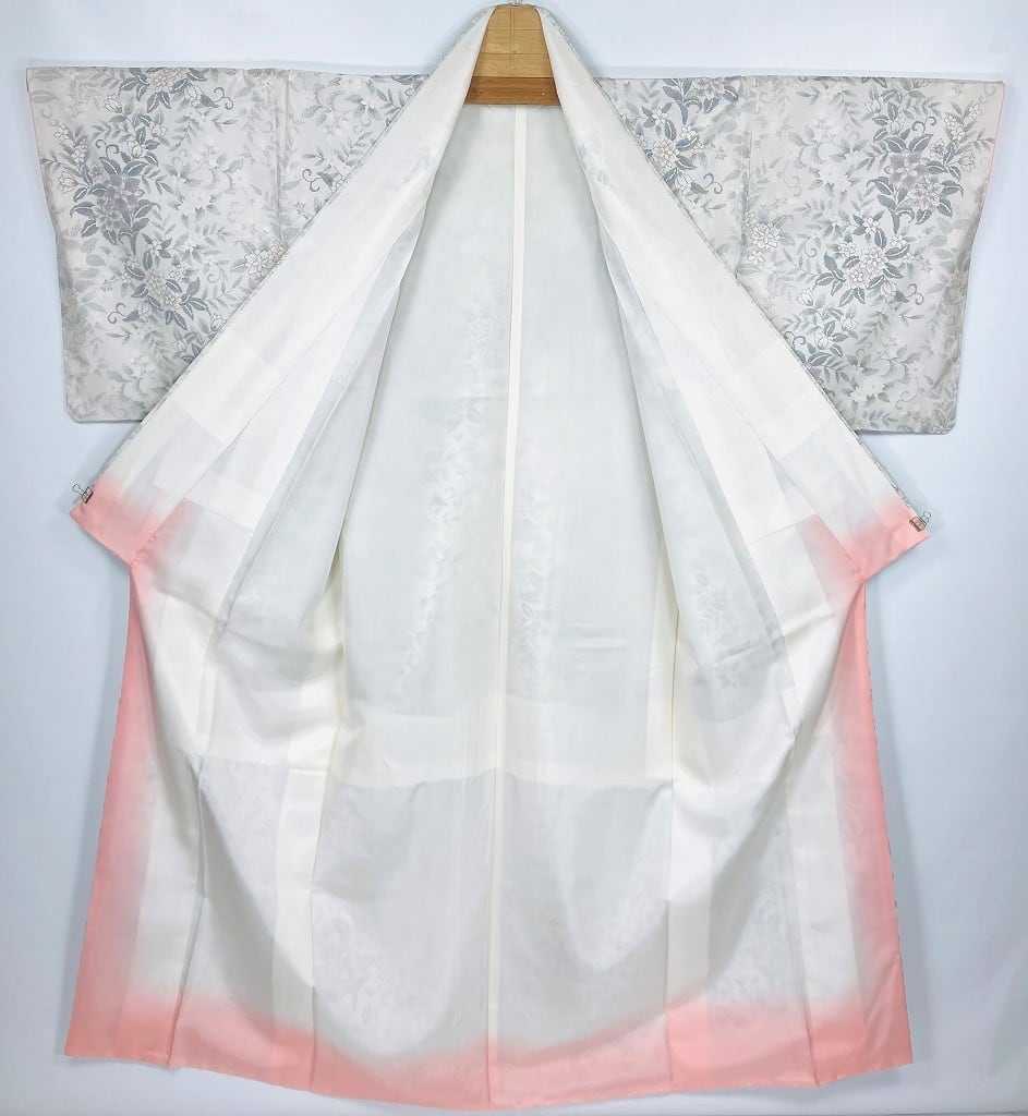 未使用 白大島 9ﾏﾙｷ 本場大島紬 花柄 白 紫 ピンク グレー 793