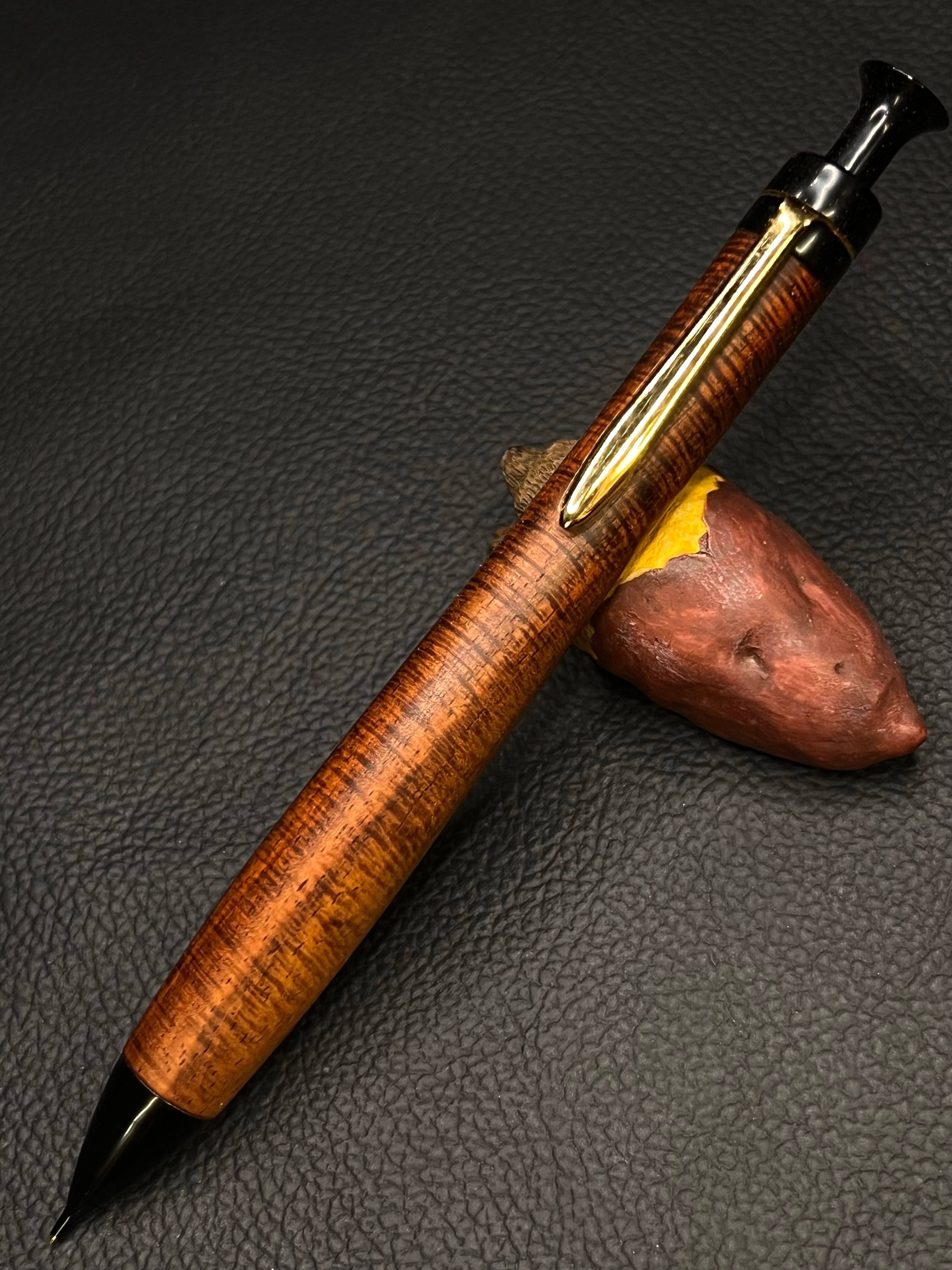 11 siameseサイアミースローズウッド瘤 極上杢 シャープペンシル専用