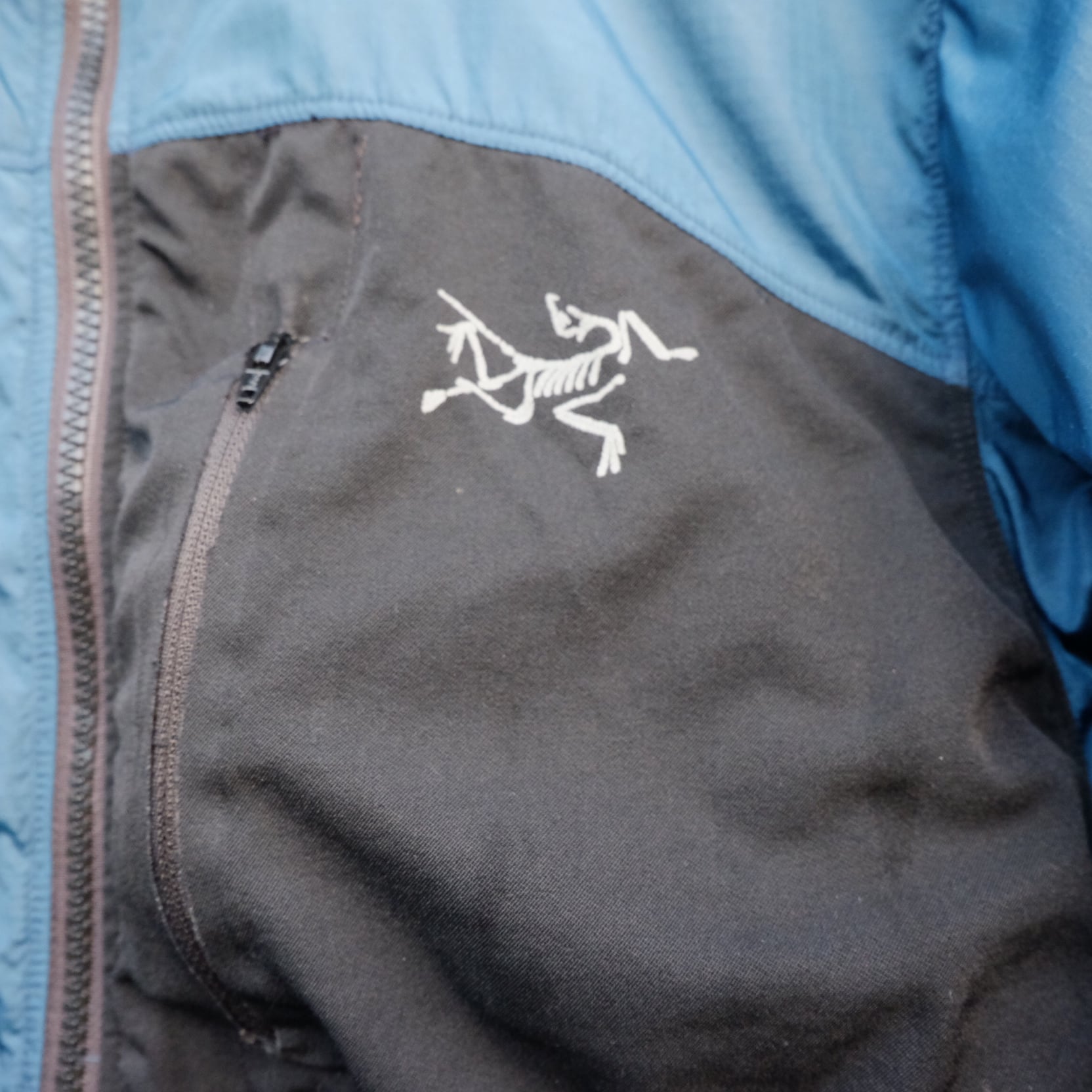 ARC'TERYX TAU Light Jacket | adamsmith
