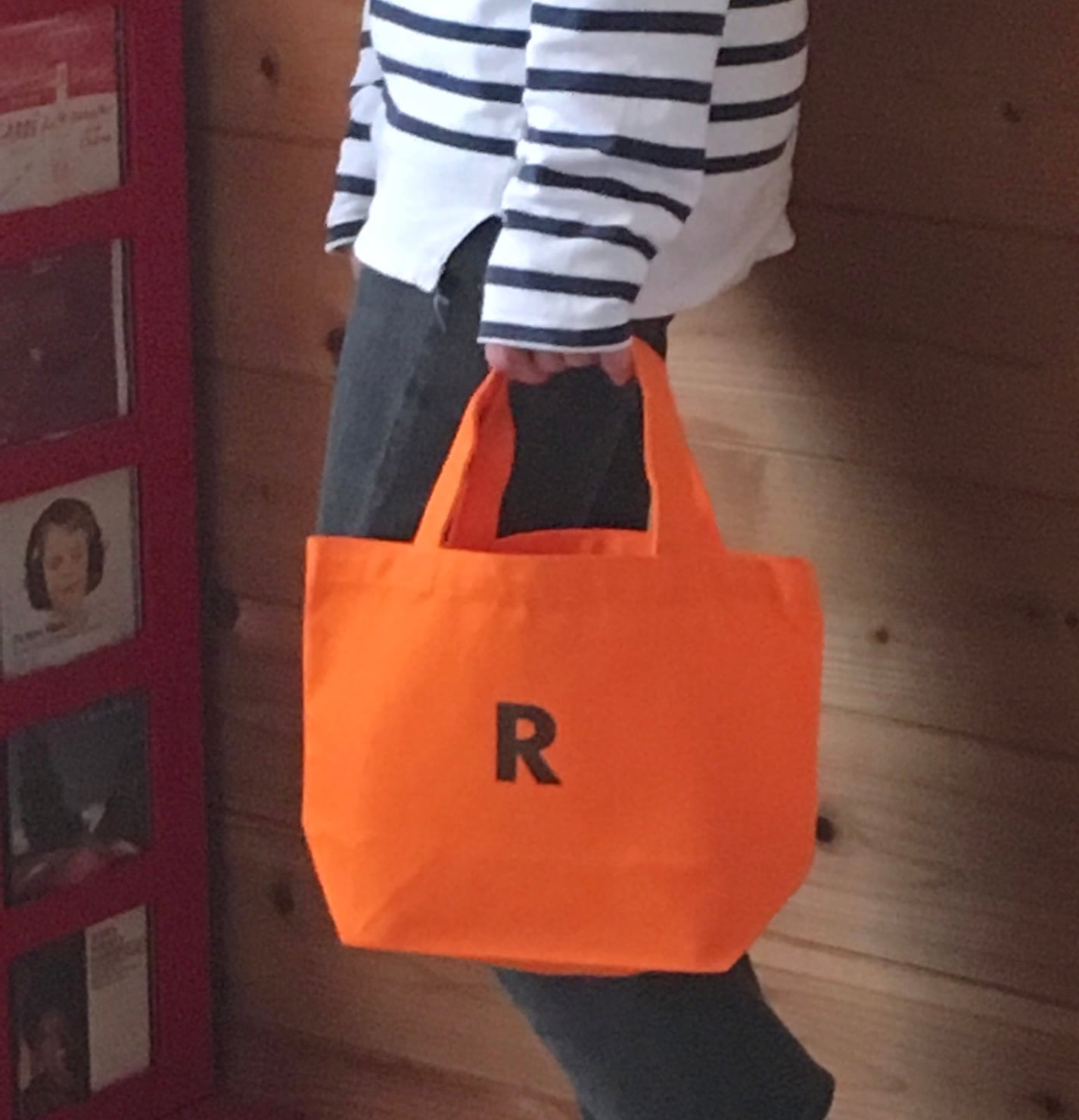 ミニトート【R】オレンジ×チョコレート キャスキッドソンのポケット