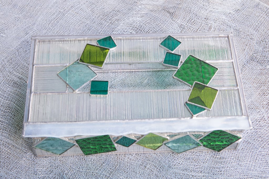 ボックスティッシュケース キューブ（ステンドグラスのボックス