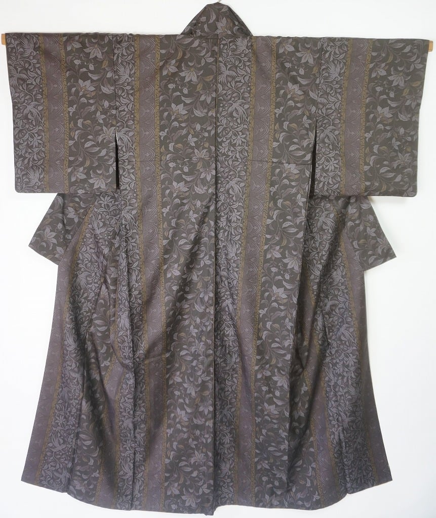 本場大島紬 染大島 唐花 小紋 正絹 黒 紫 黄 681 | kimono Re:和