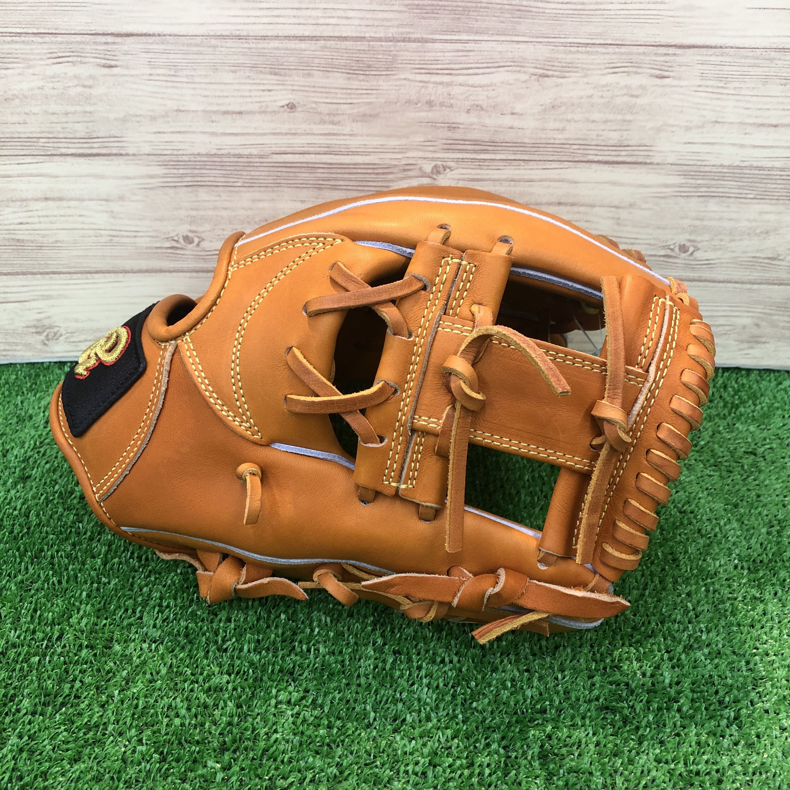 大人気】Donaiya ドナイヤ 軟式グローブ DJNIMS 山田哲人選手小型