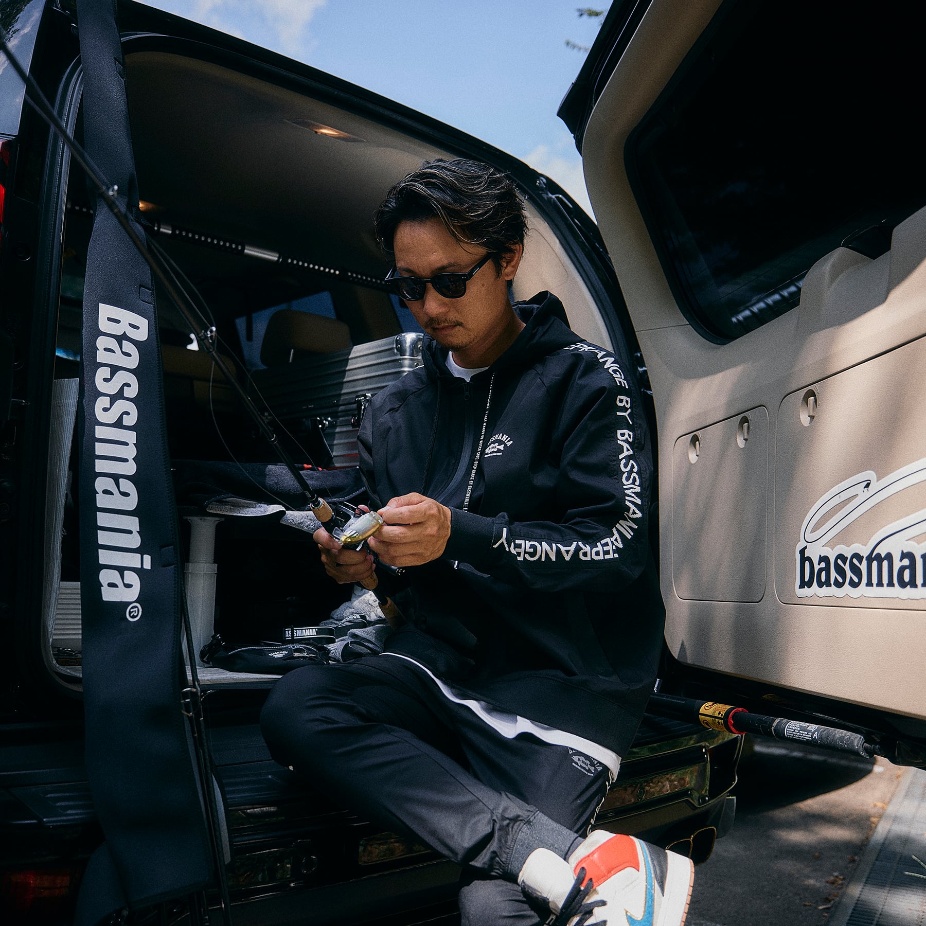 リブ編みロゴストレッチZIPパーカー［BLK］［LIMITED］ | bassmania.jp