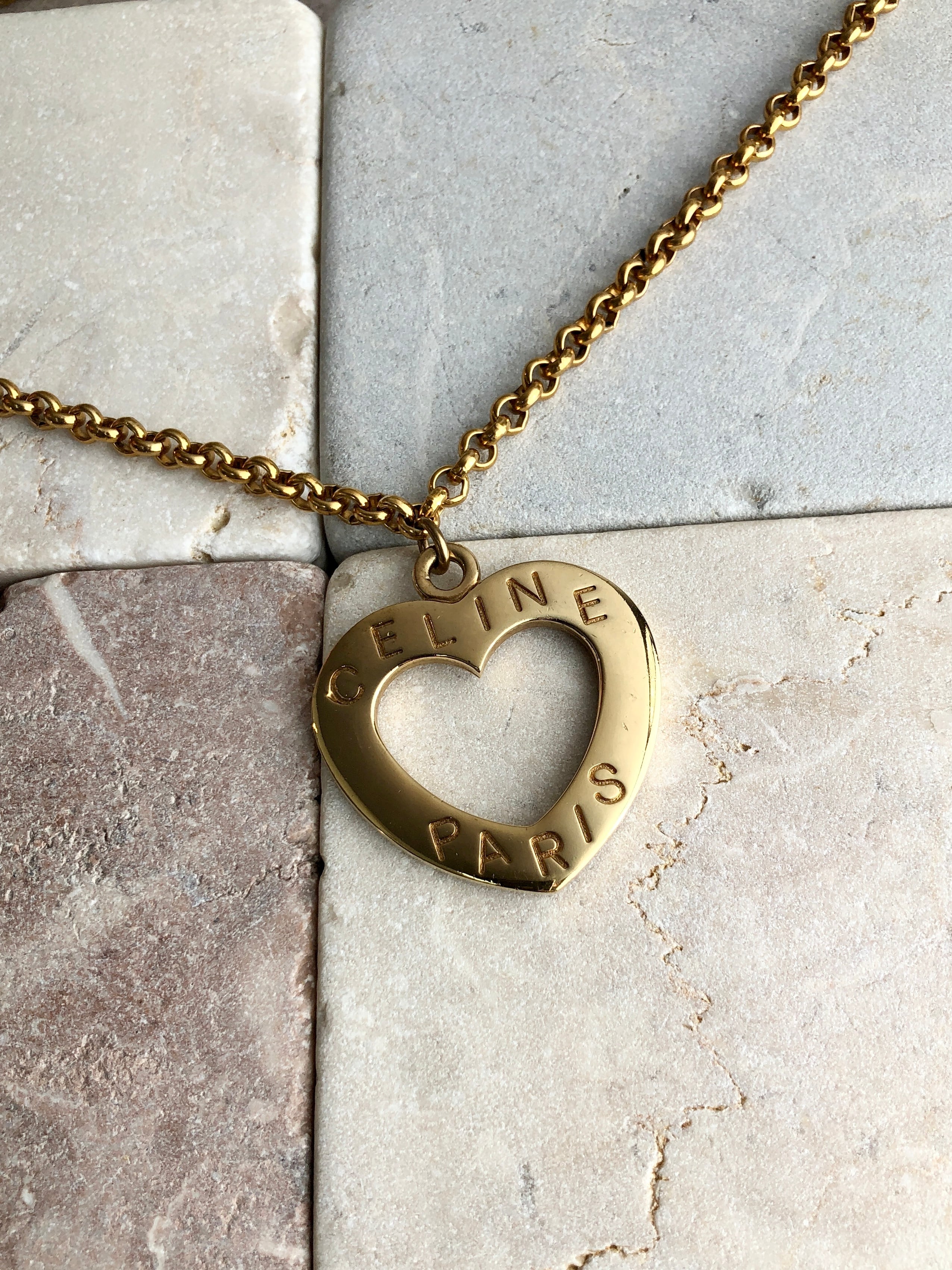 CELINE セリーヌ ネックレス ゴールド ロゴ ハートモチーフ vintage
