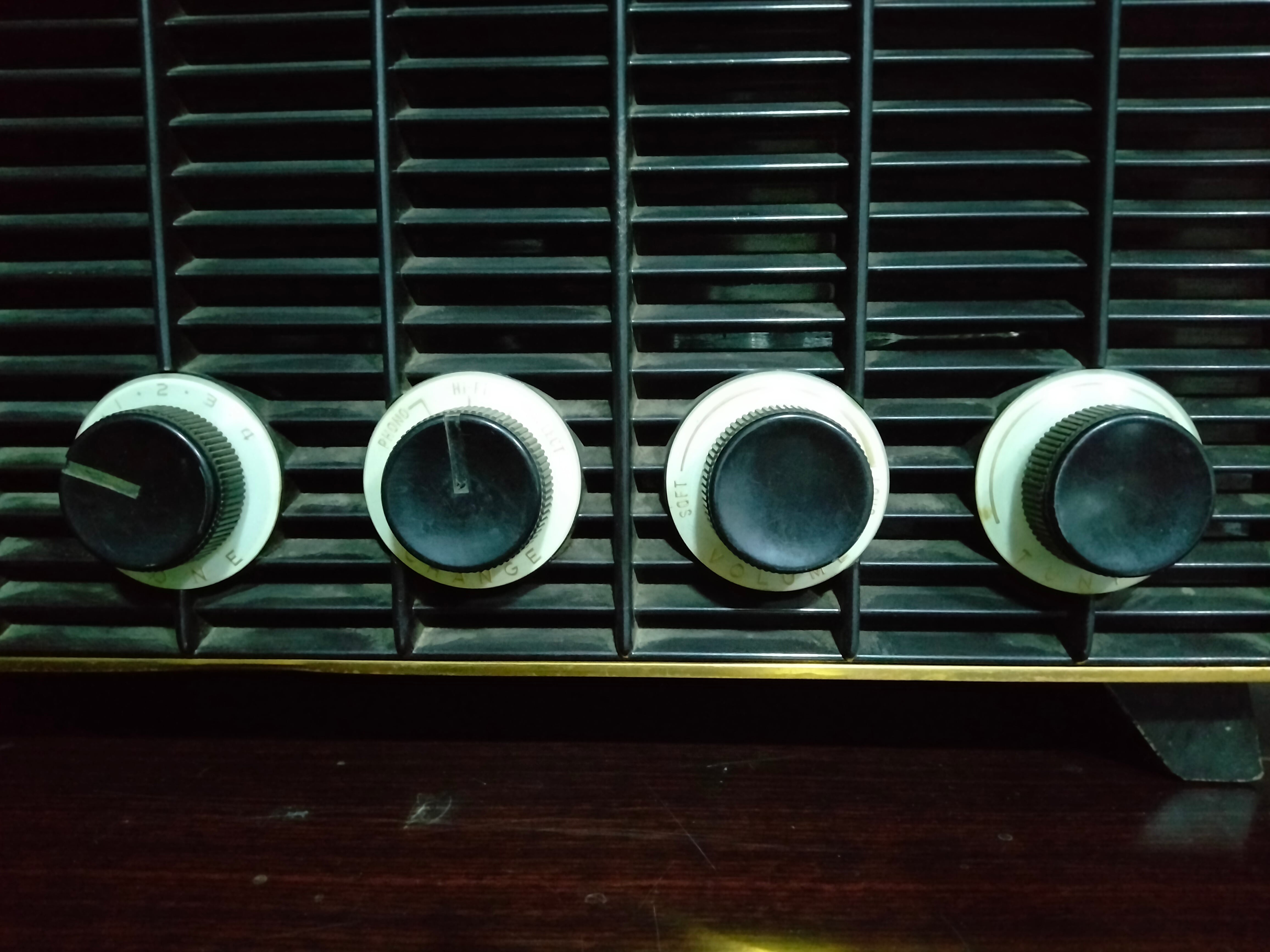 ナショナルマジックスーパー真空管ラジオ 懐かしい音で楽しめます