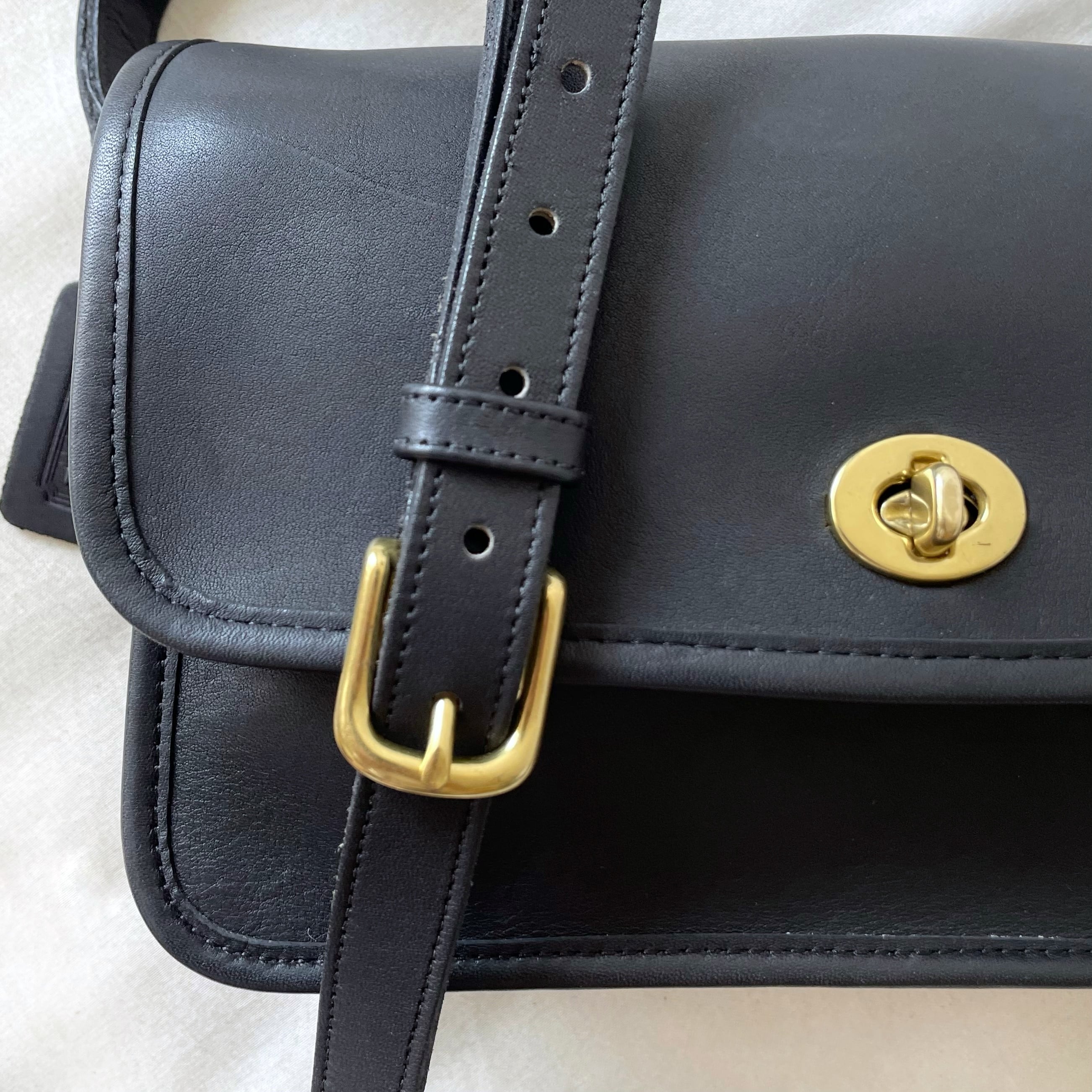 RARE VINTAGE COACH (OLD COACH オールドコーチ) COMPARTMENT BAG IN