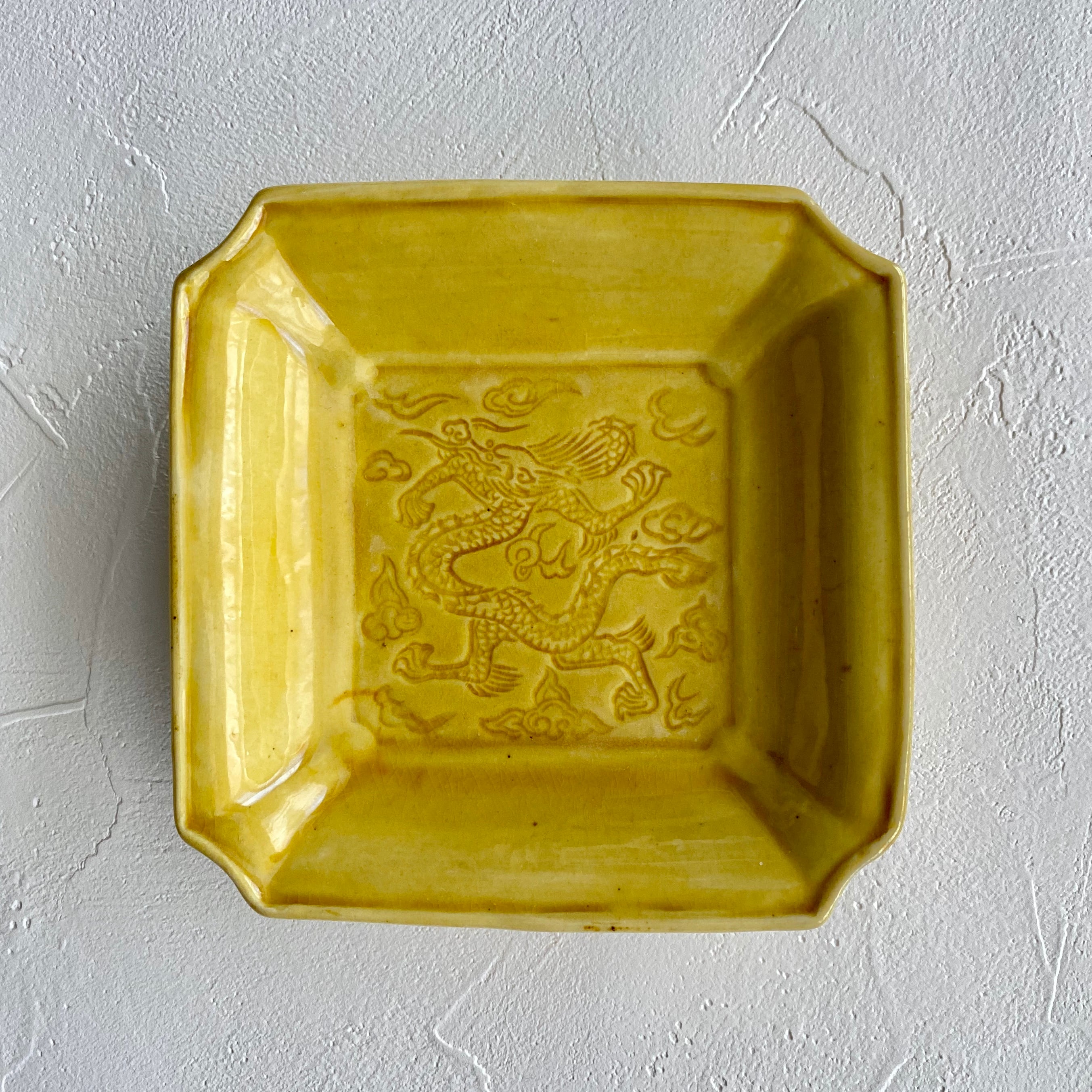 チョウ様のM-1255 珉平焼 角切り皿4客 チョウ様のM-1255 珉平焼 角