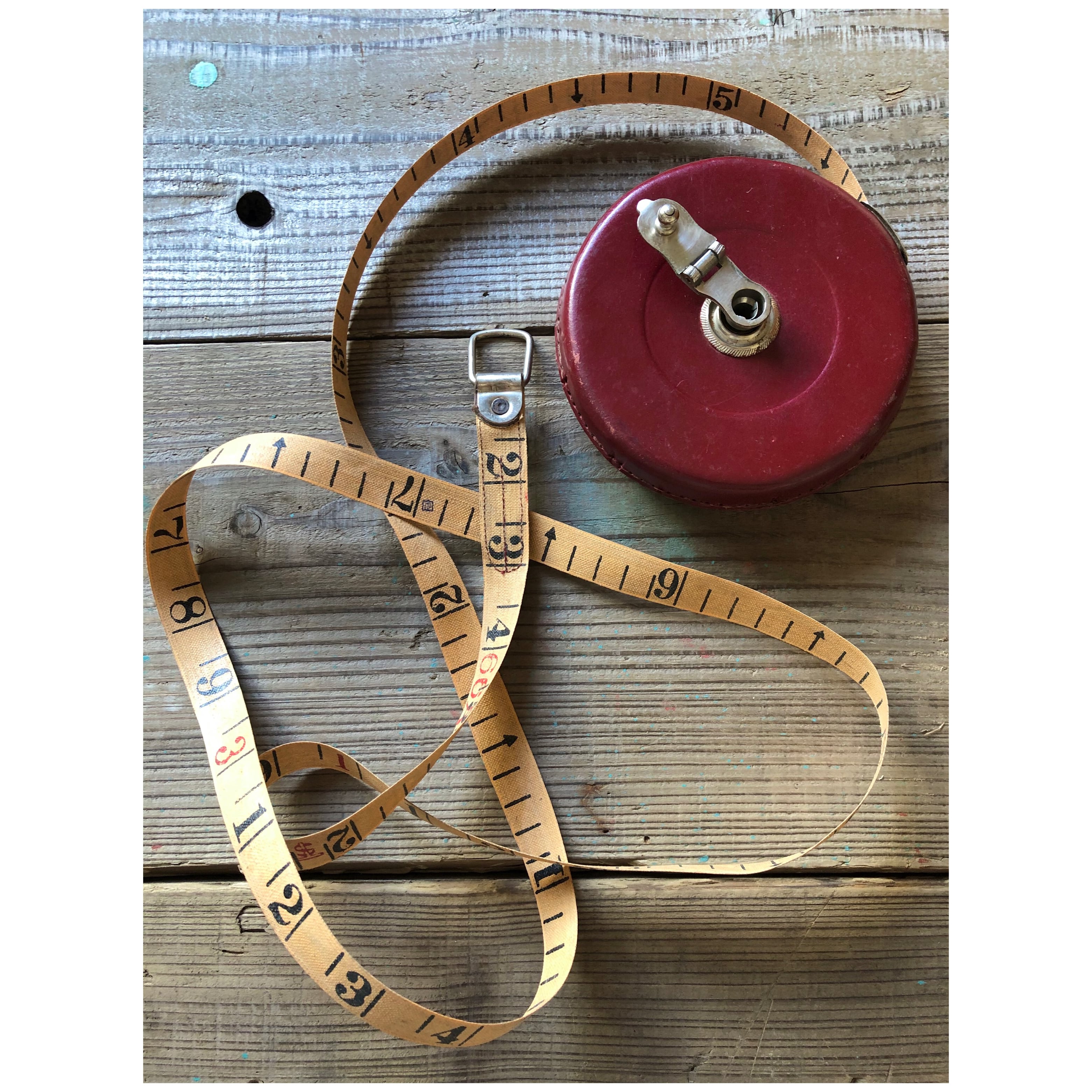 昭和レトロ 古い革製巻尺 メジャー スケール 日本製 当時物 古道具
