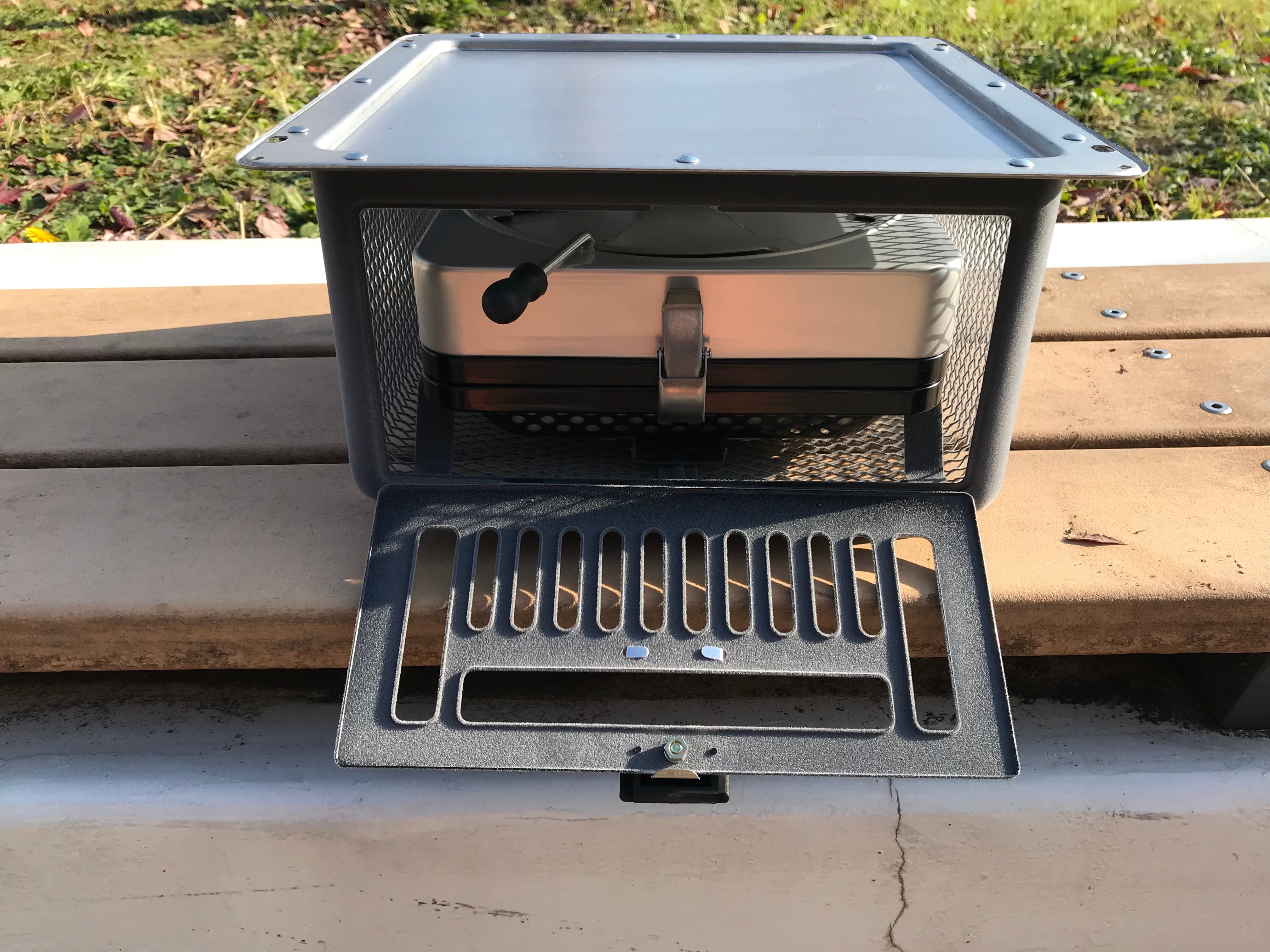 ミツウロコの豆炭コタツの燃焼器 | 火とアウトドアの専門 iLbf (イルビフ）