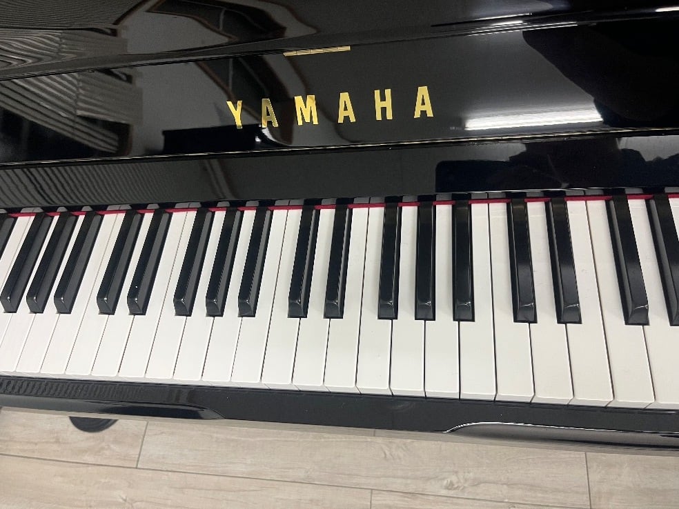 ☆78265【アップライトピアノ】YAMAHA YU30 ソフトランディング搭載