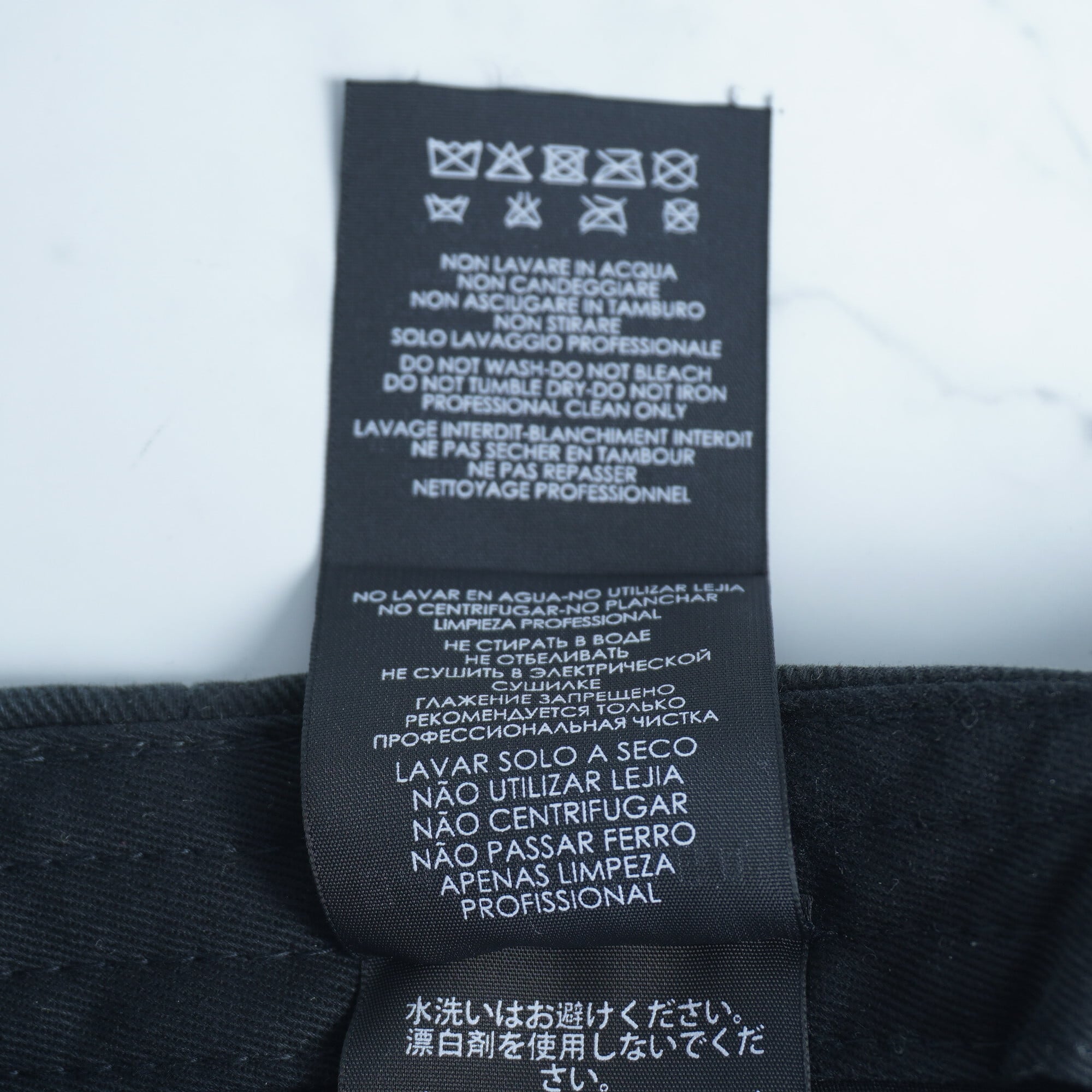 BALENCIAGA】バレンシアガ TATTO LOGO CAP black L | ブランド古着屋