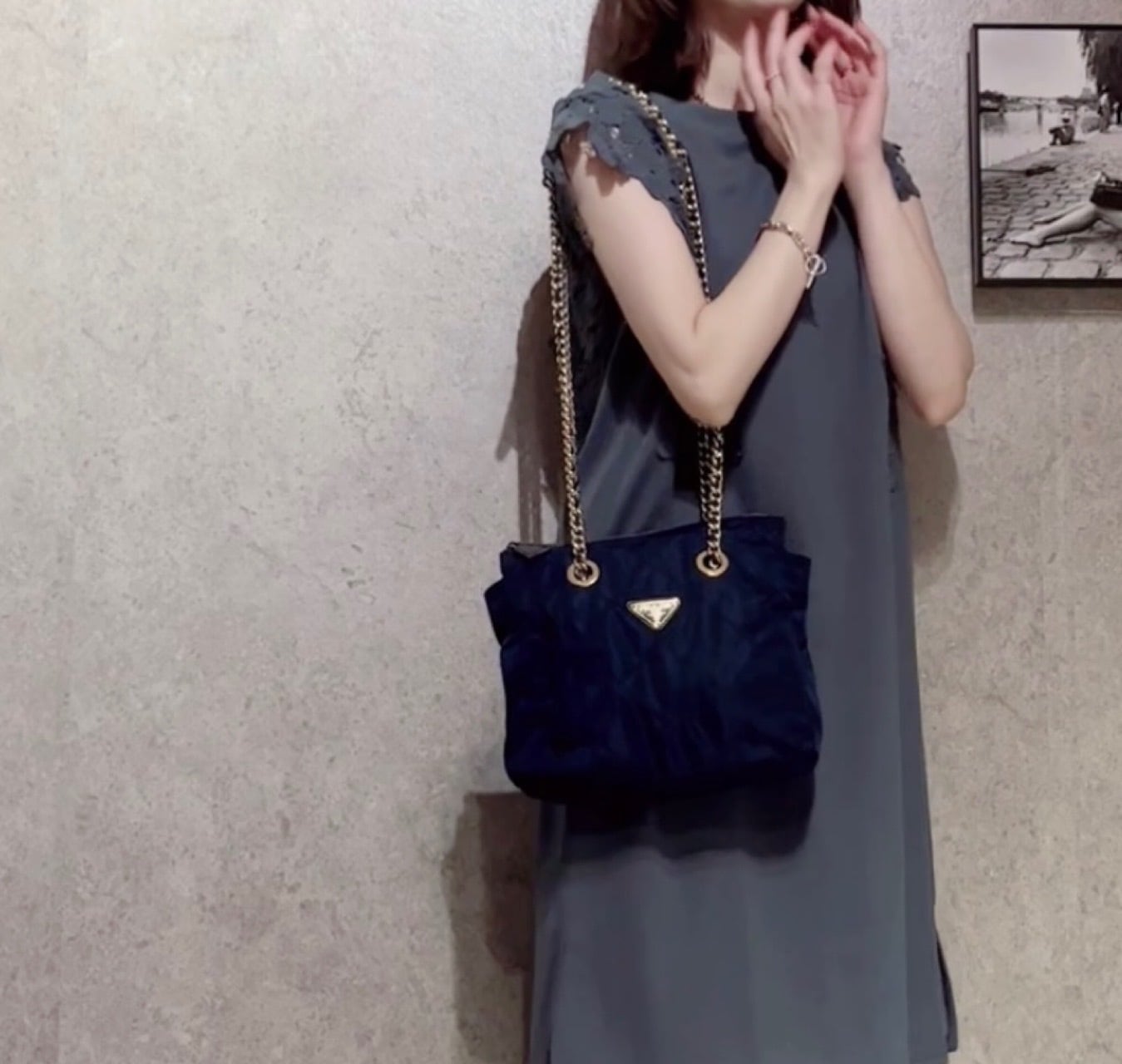 SALE 90's VINTAGE PRADA ナイロン 三角プレートチェーンハンドバック