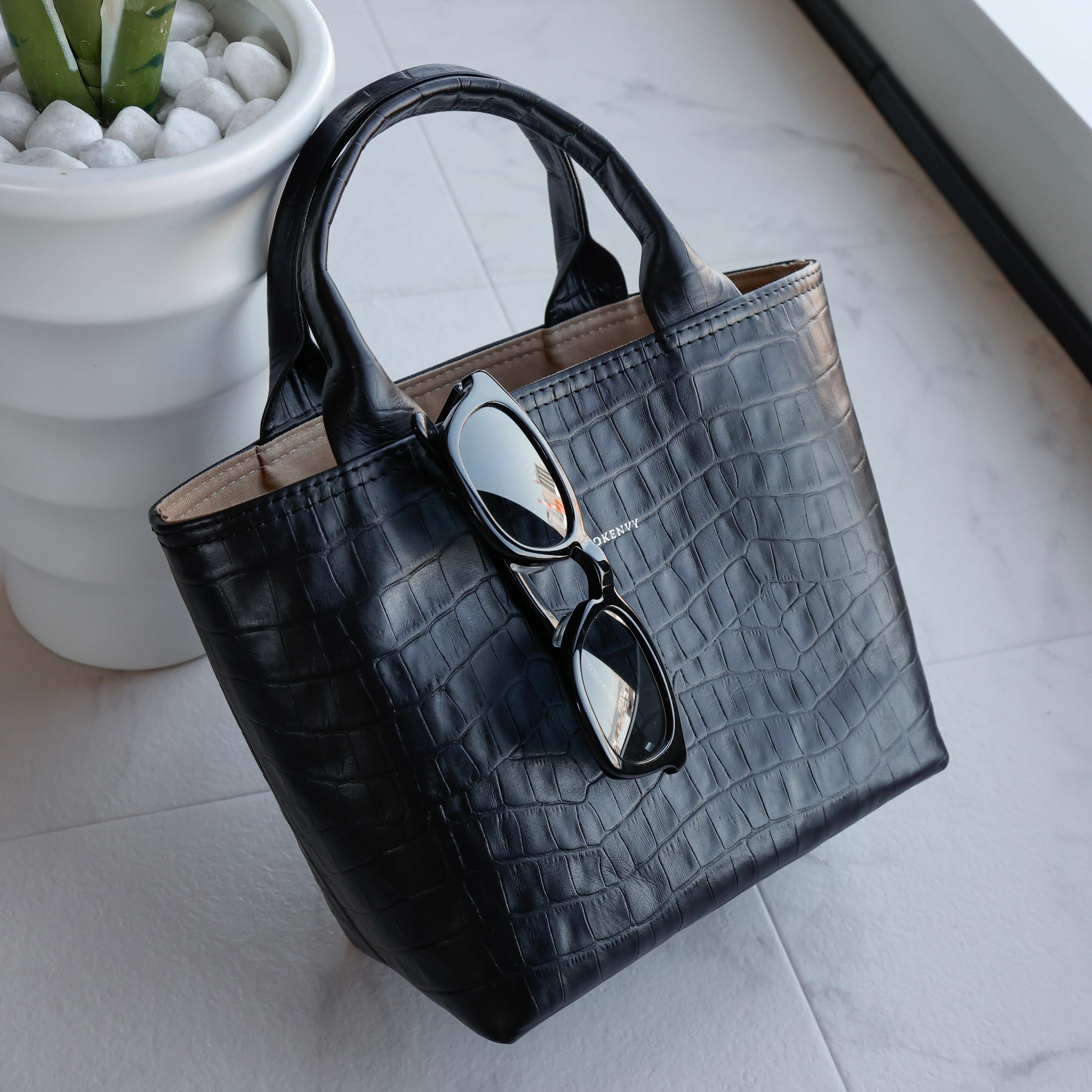 Croco Emboss Leather Totebag【EUROKENVY®︎ オリジナルレザー