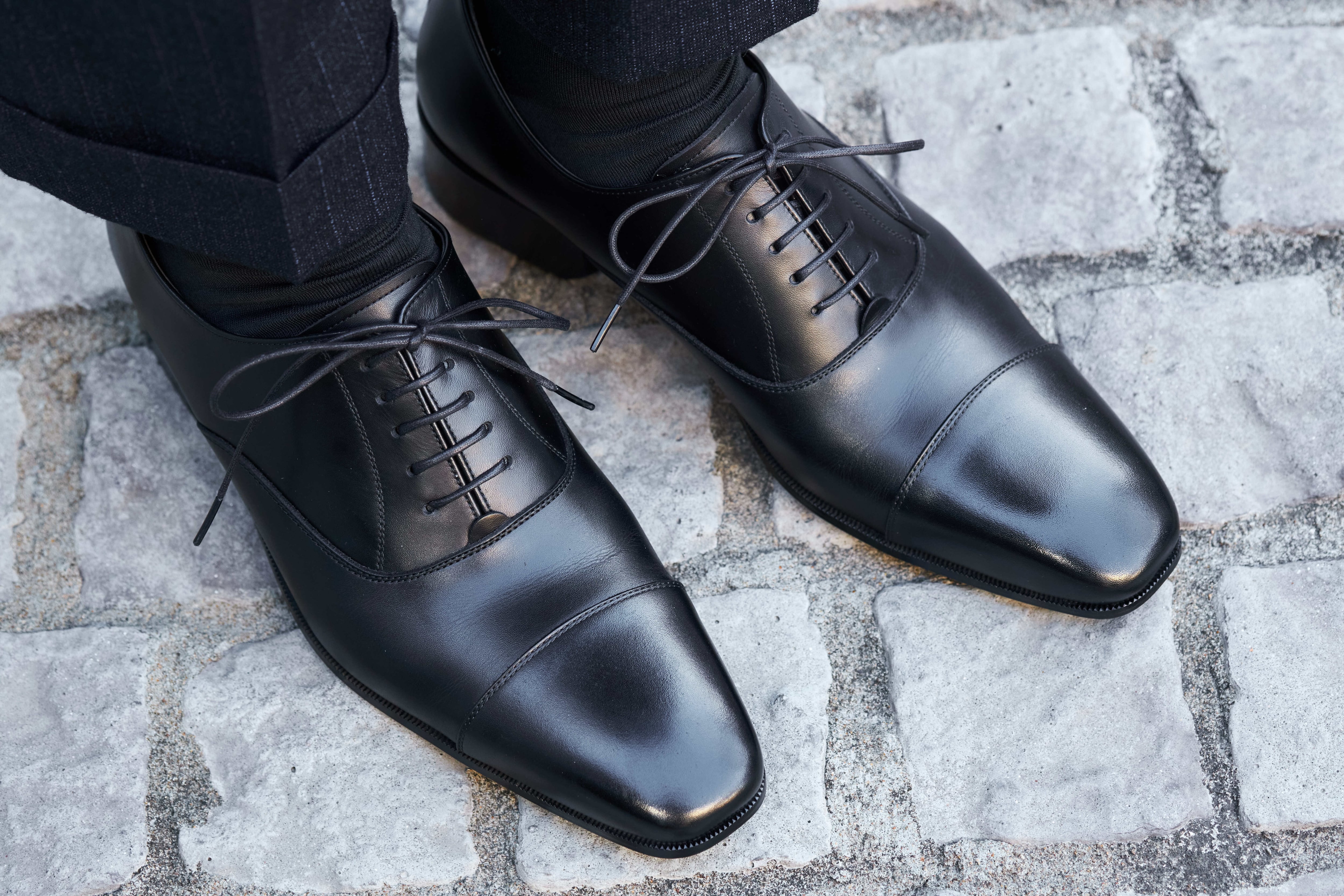 6cmUP シークレットシューズ〉ストレートチップ（カーフレザー）／黒