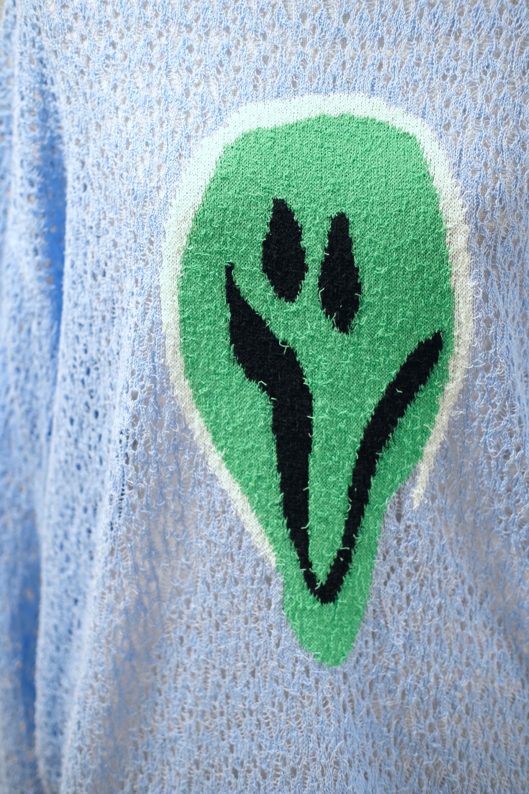 kota gushiken】 Melted Smile with Frizbee - light blue - | loop