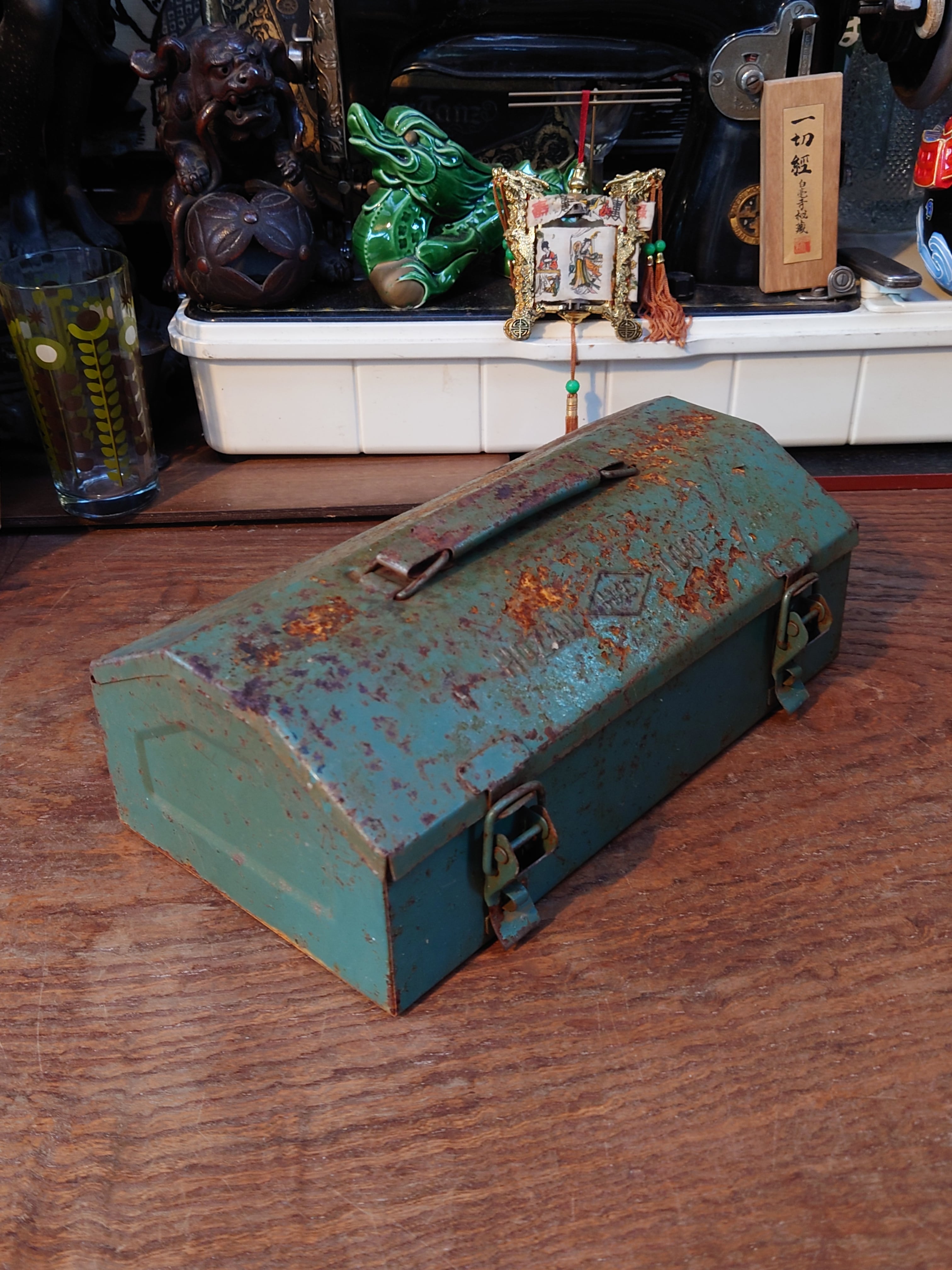 送料込み】【希少】ケンメリ 2000GTカタログ+ タイピン2個+ノベルティ