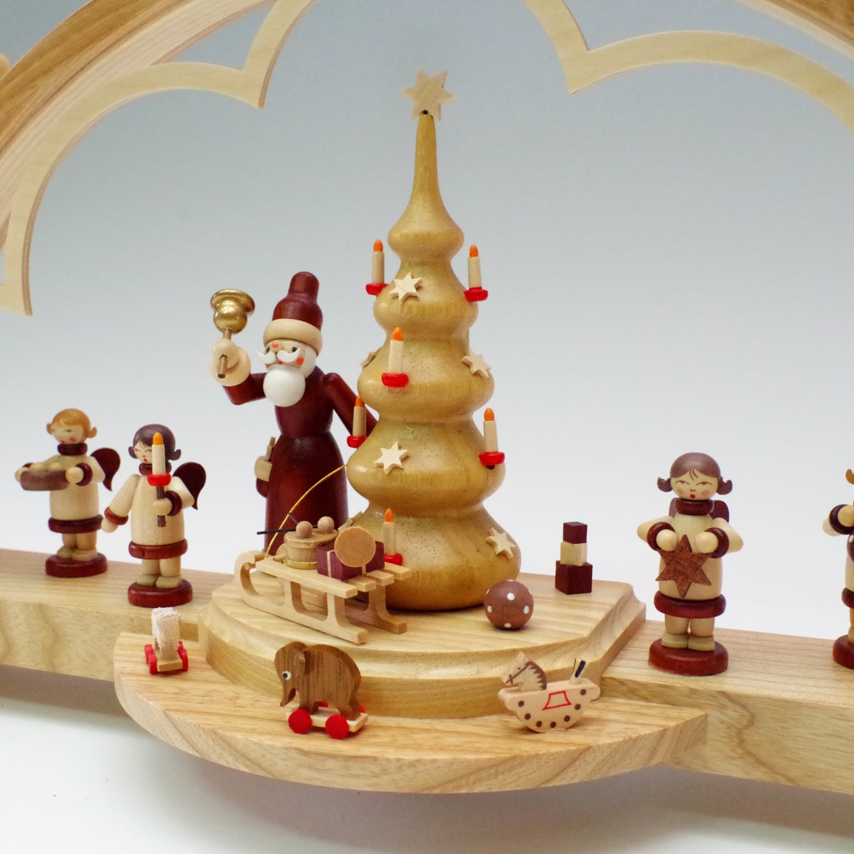 ミューラー アーチ型キャンドルスタンド サンタと天使たち | 木の