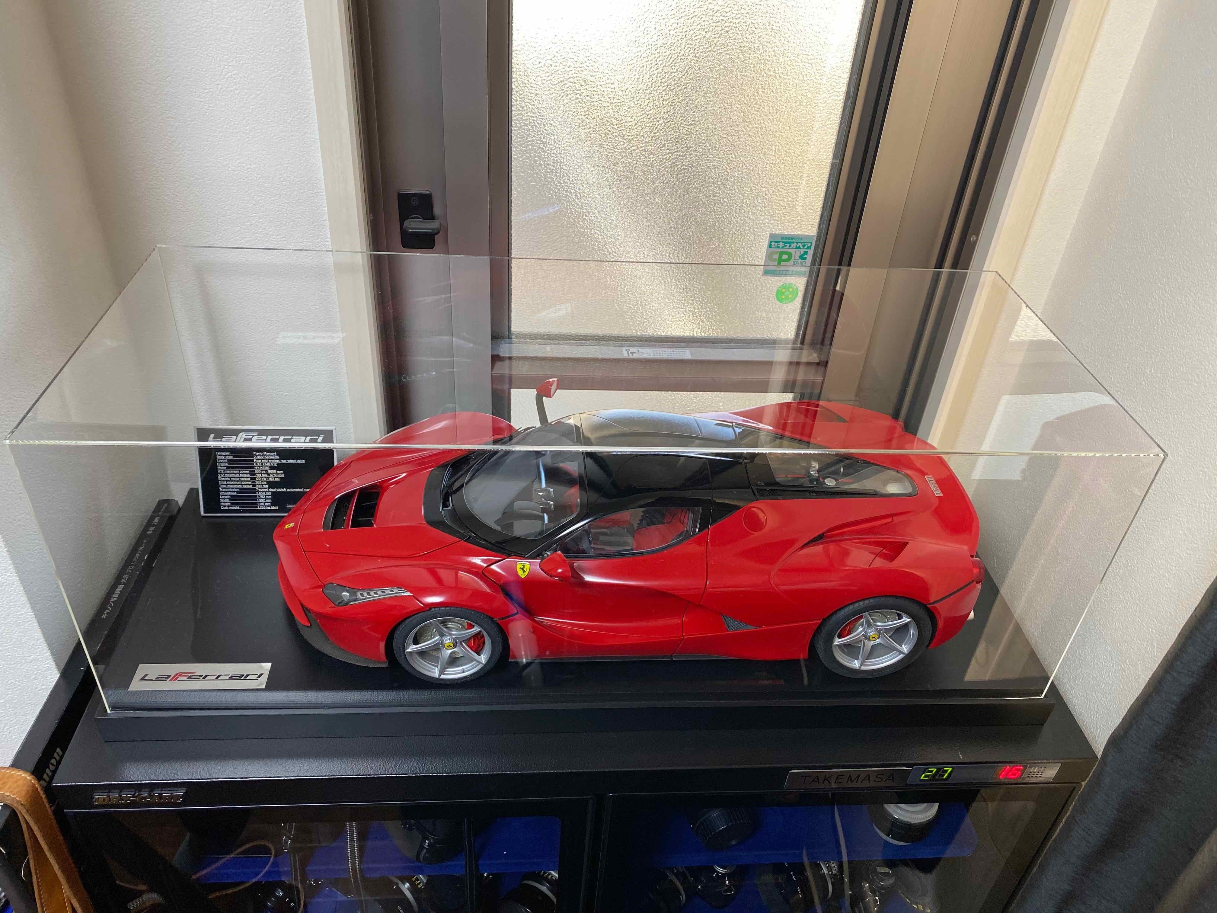 アシェット ラ フェラーリ』にピッタリのアクリケース UV2mm厚