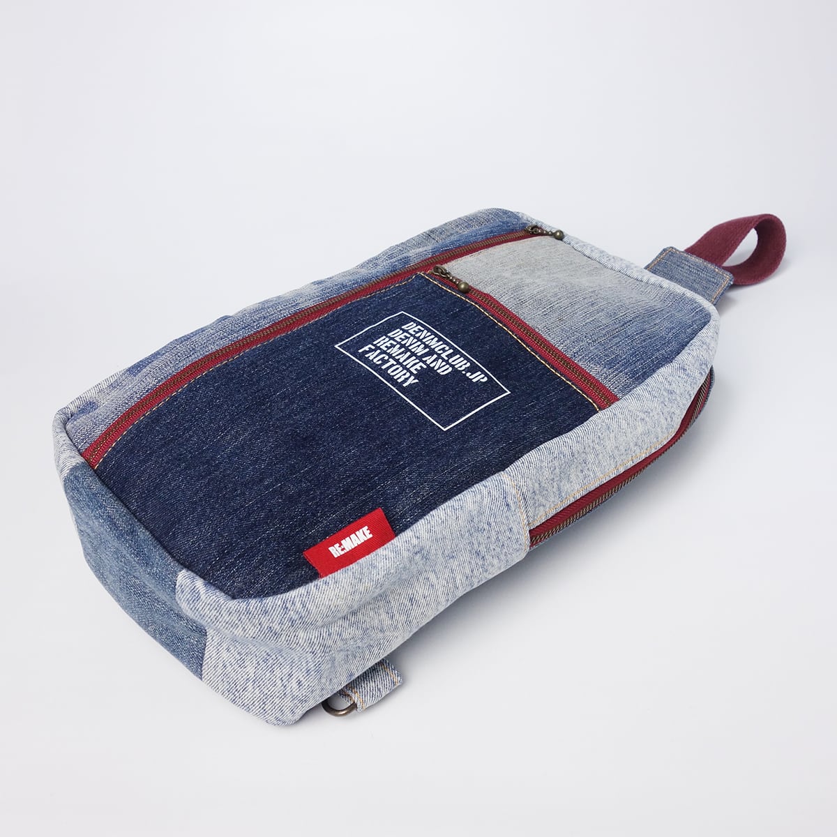 ボディバッグ リメイクデニム 大容量 | DENIMCLUB