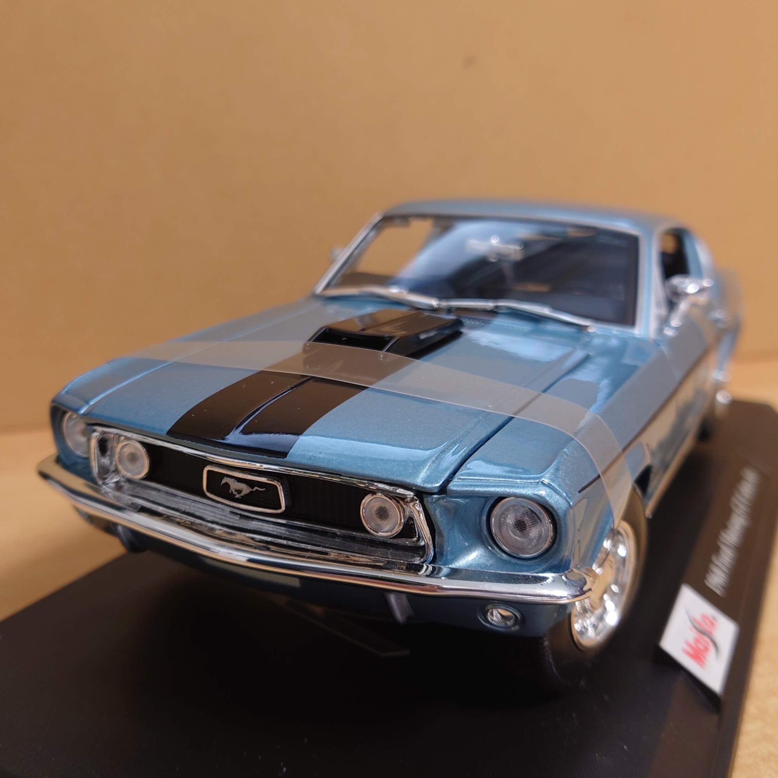 1/18 フォードマスタングGTコブラ ジェット 1968 ブルー Ford Mustang