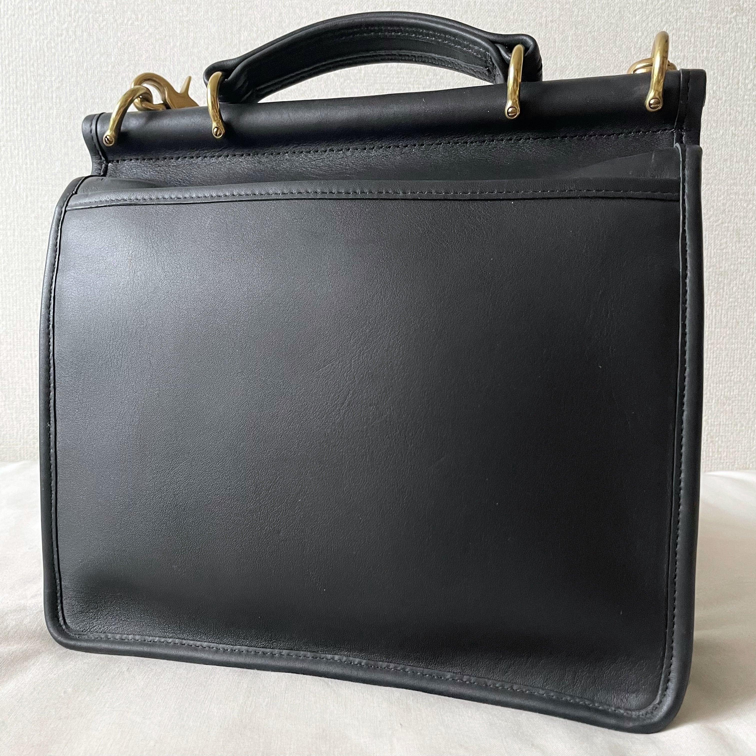 RARE VINTAGE COACH (OLD COACH オールドコーチ) WILLIS BAG IN BLACK