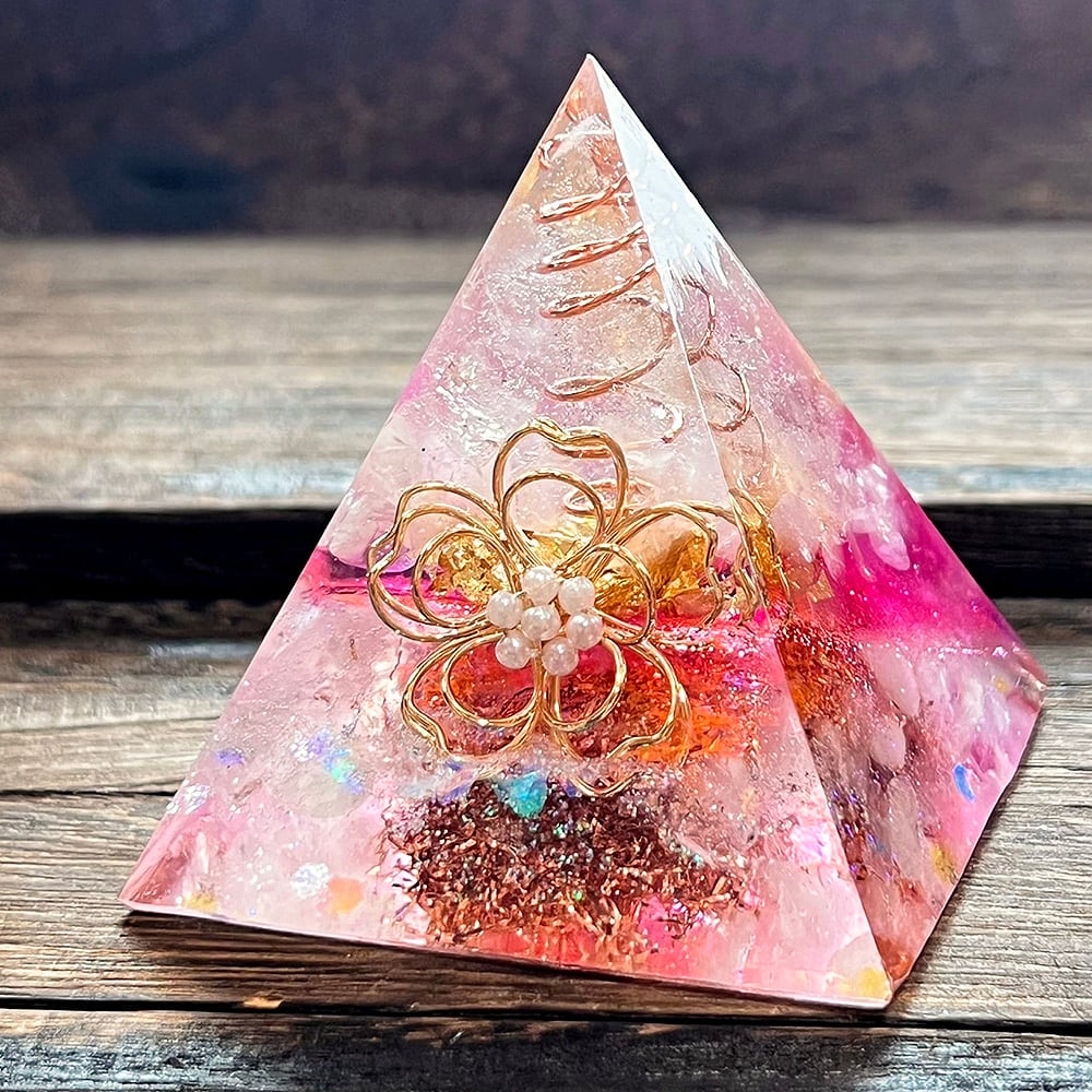 最強の魔除け】ピラミッド型Ⅱ オルゴナイト 黒水晶 モリオン