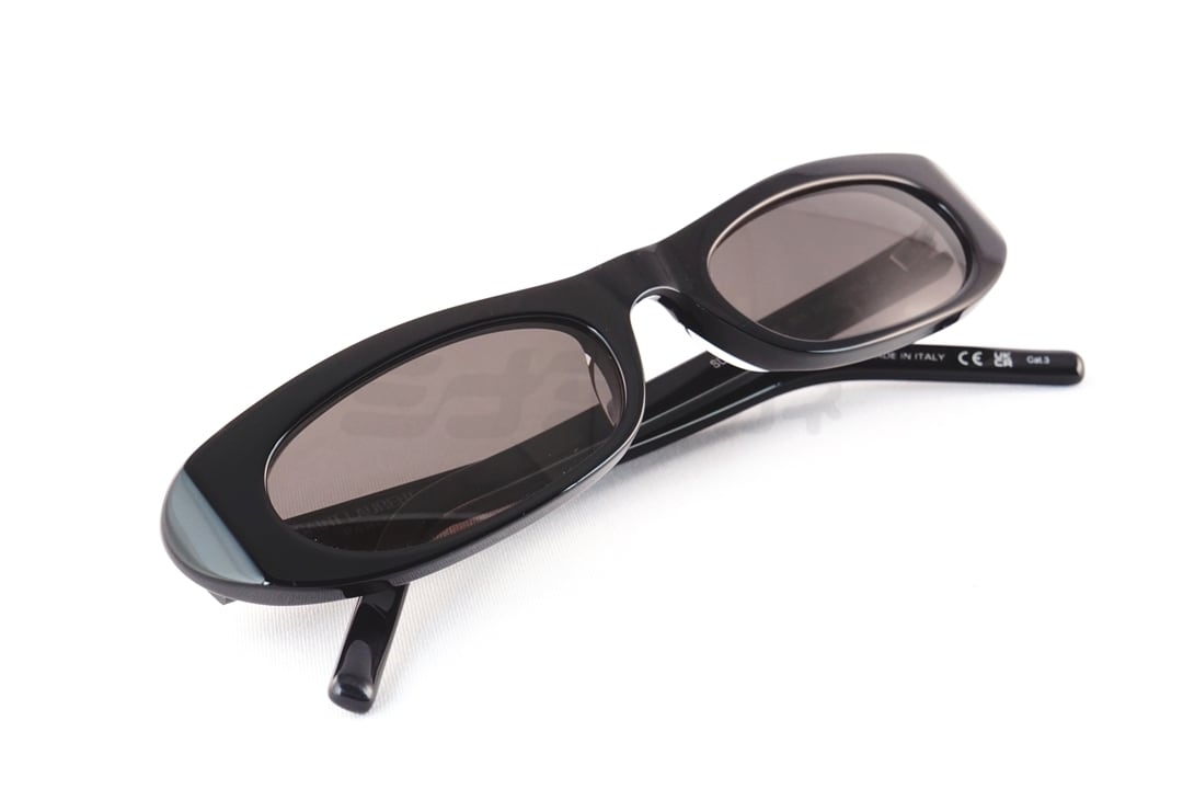 常田大希さん着用モデル】SAINT LAURENT サングラス SL557 SHADE 001