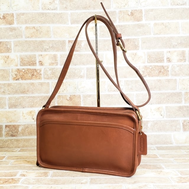 オールドコーチ ☆ USA製 レザー 横長 スクエア ショルダーバッグ