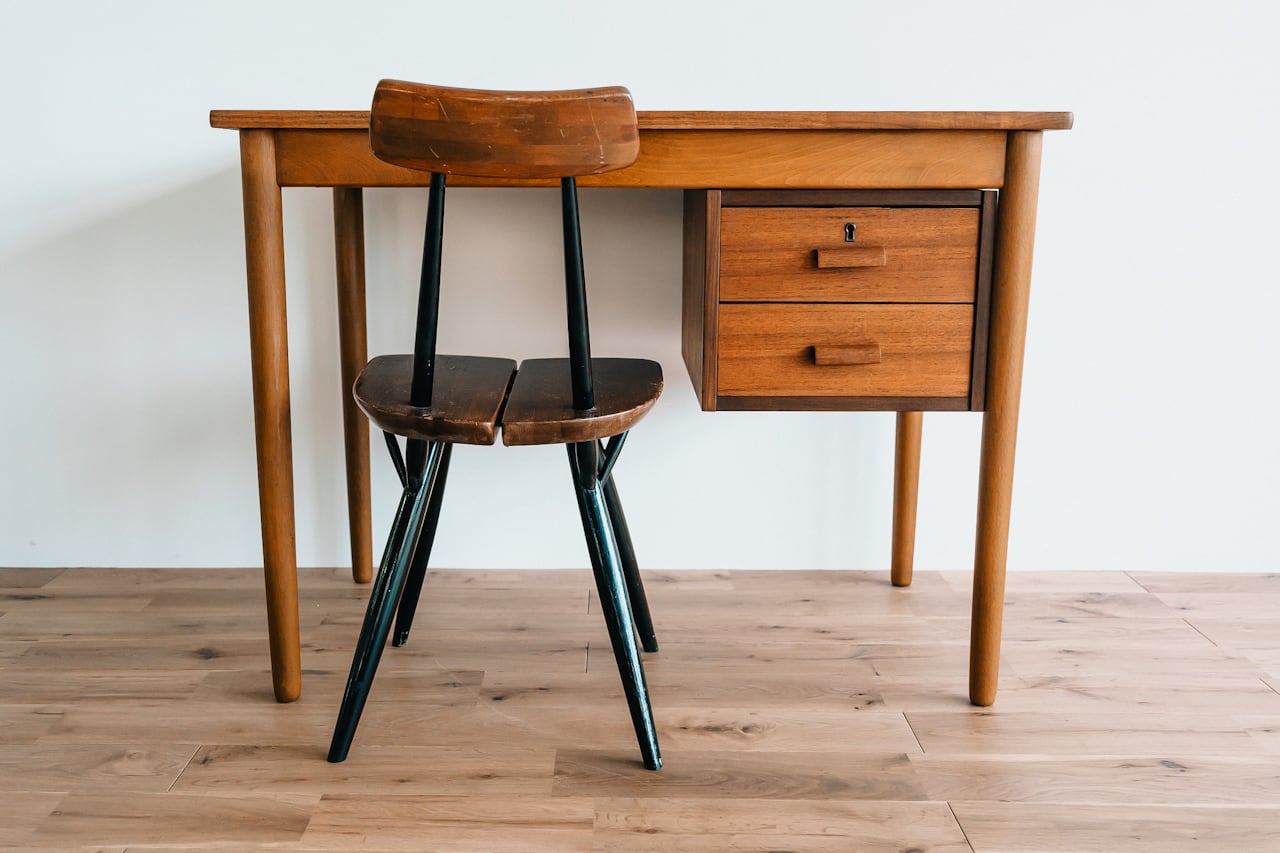 片袖デスク｜北欧ヴィンテージ｜チーク材（バーチ脚） | kerran kerran