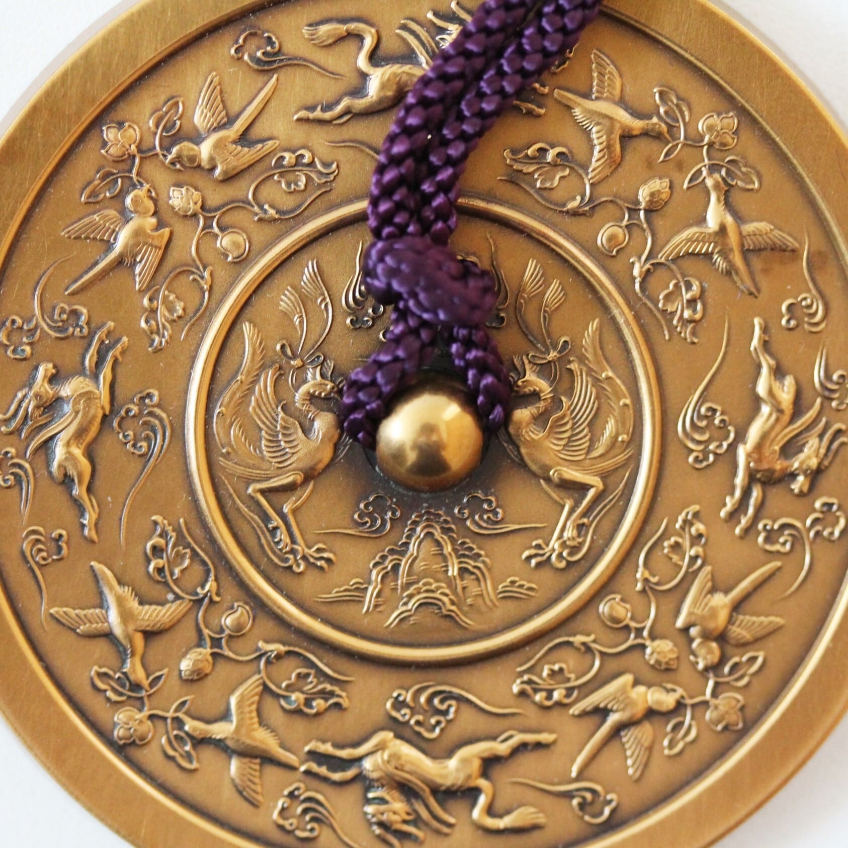 ヴィンテージ 鳥獣文様古鏡文鎮（造幣局製）d6.8cm Vintage Metal