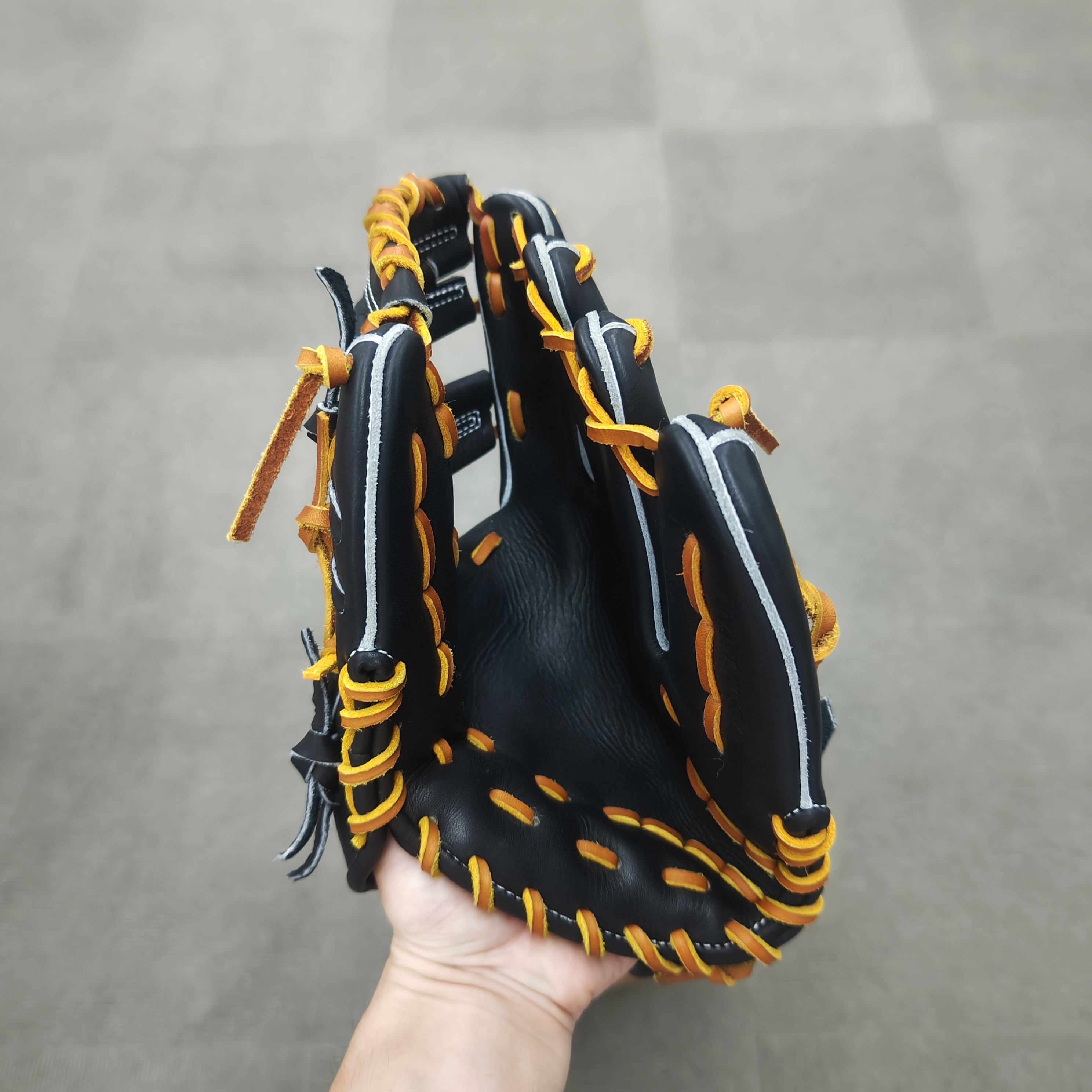 即納可 型付け済み AG 特殊重心グローブ 硬式用 内野用 N009 | PLAYERZ