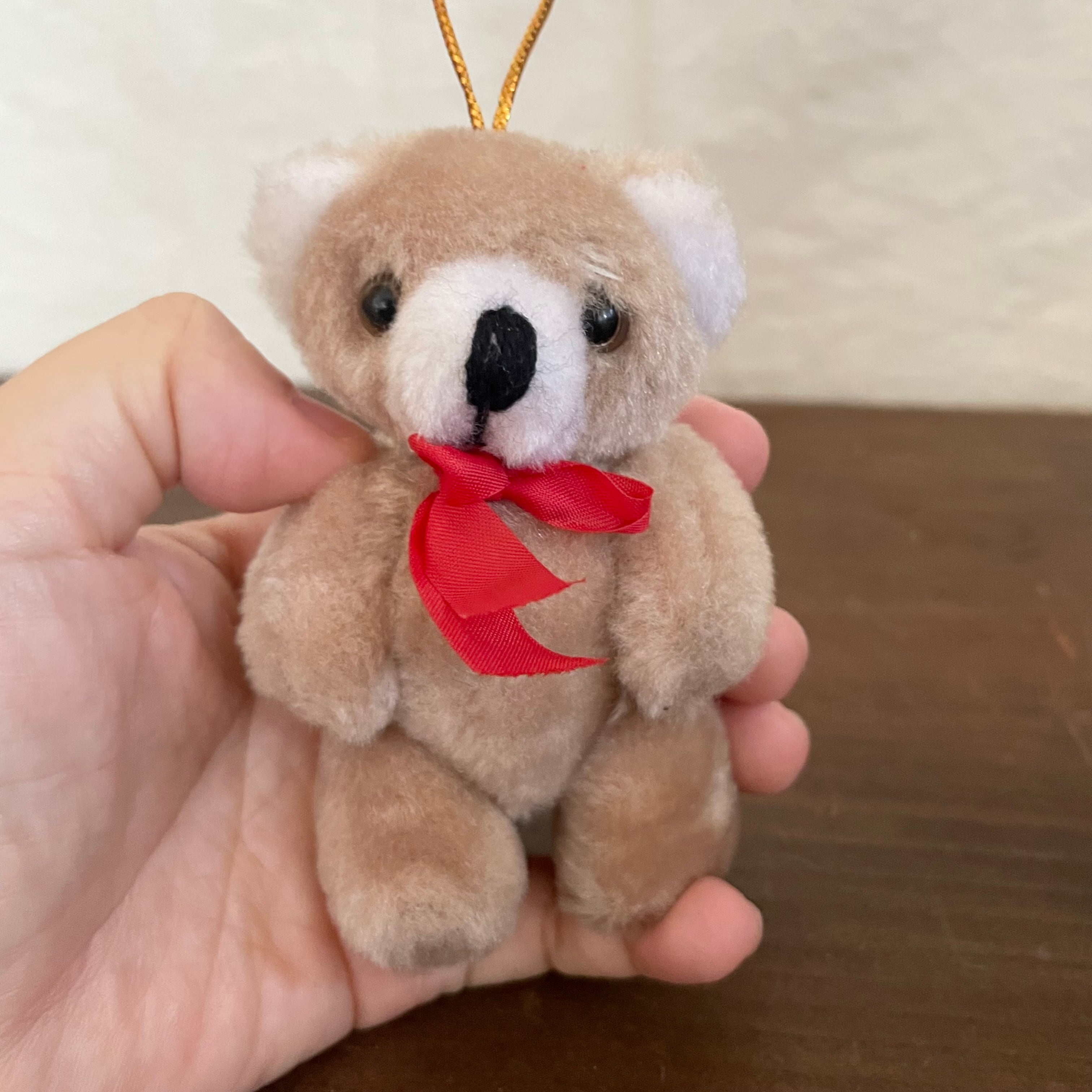 赤いリボンのくま | tsuitachi craft&brocante