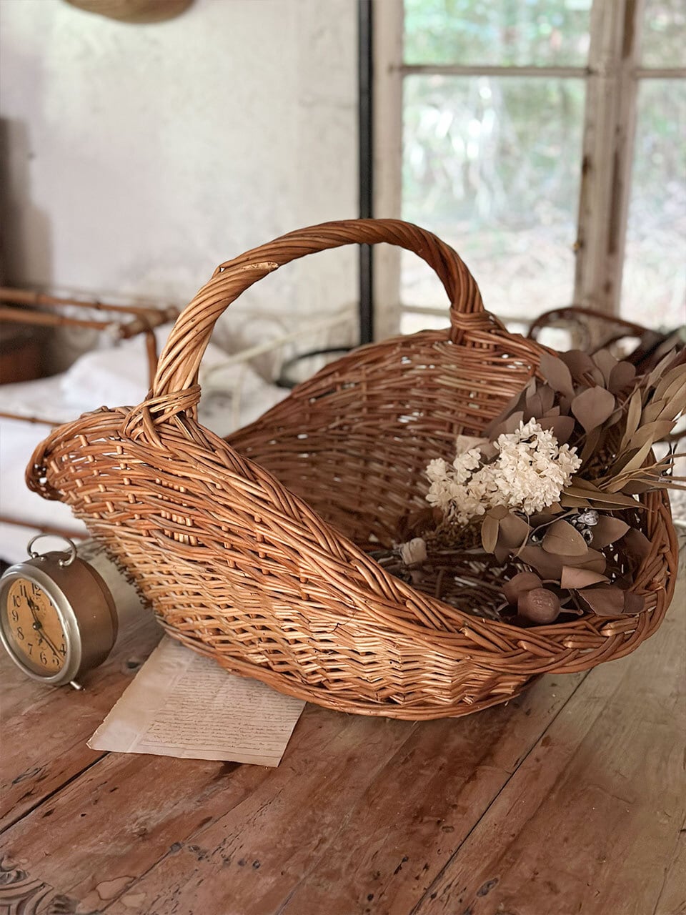 ラタンの大型パニエ 収穫用バスケット | Brocante de La Cocotte