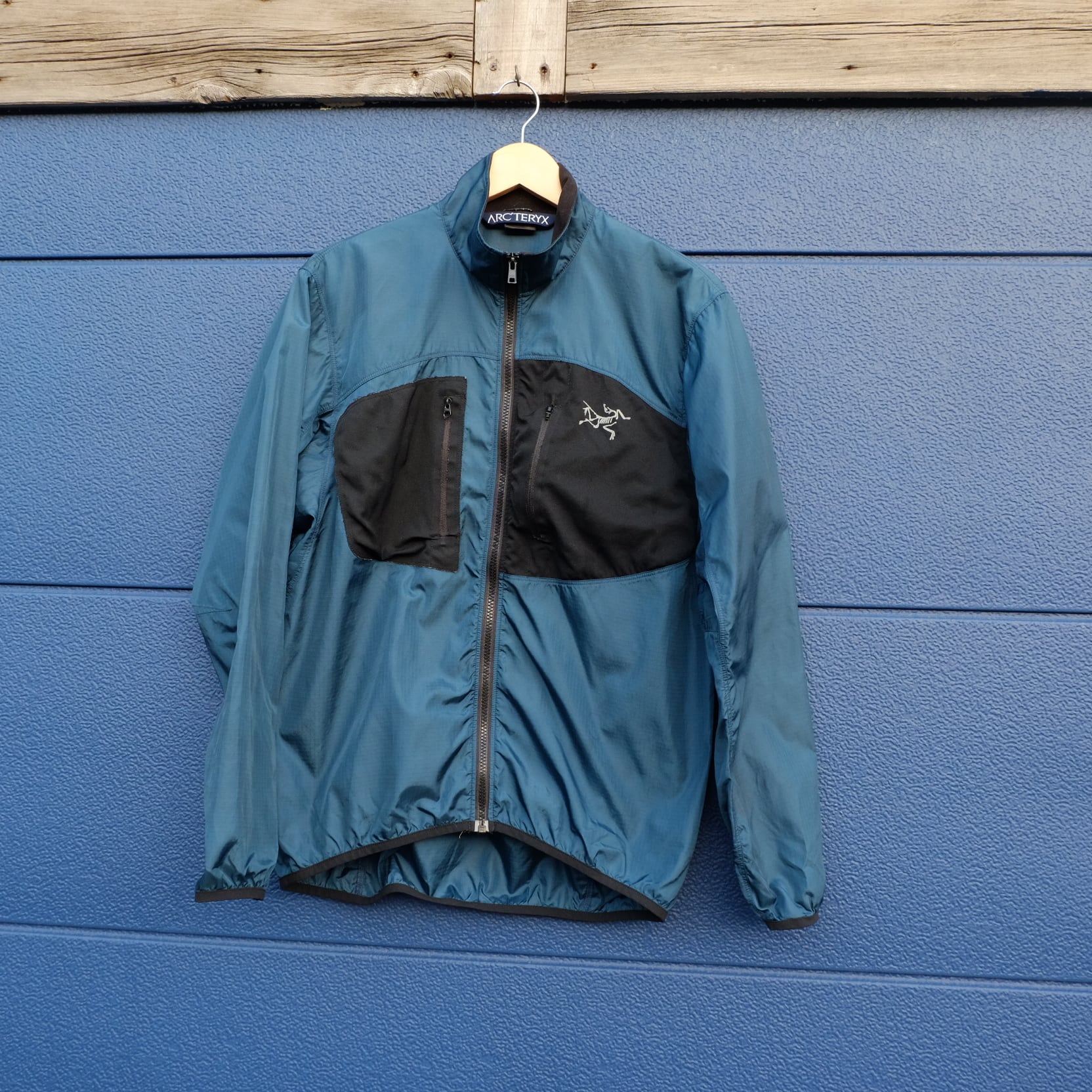 ARC'TERYX TAU Light Jacket | adamsmith