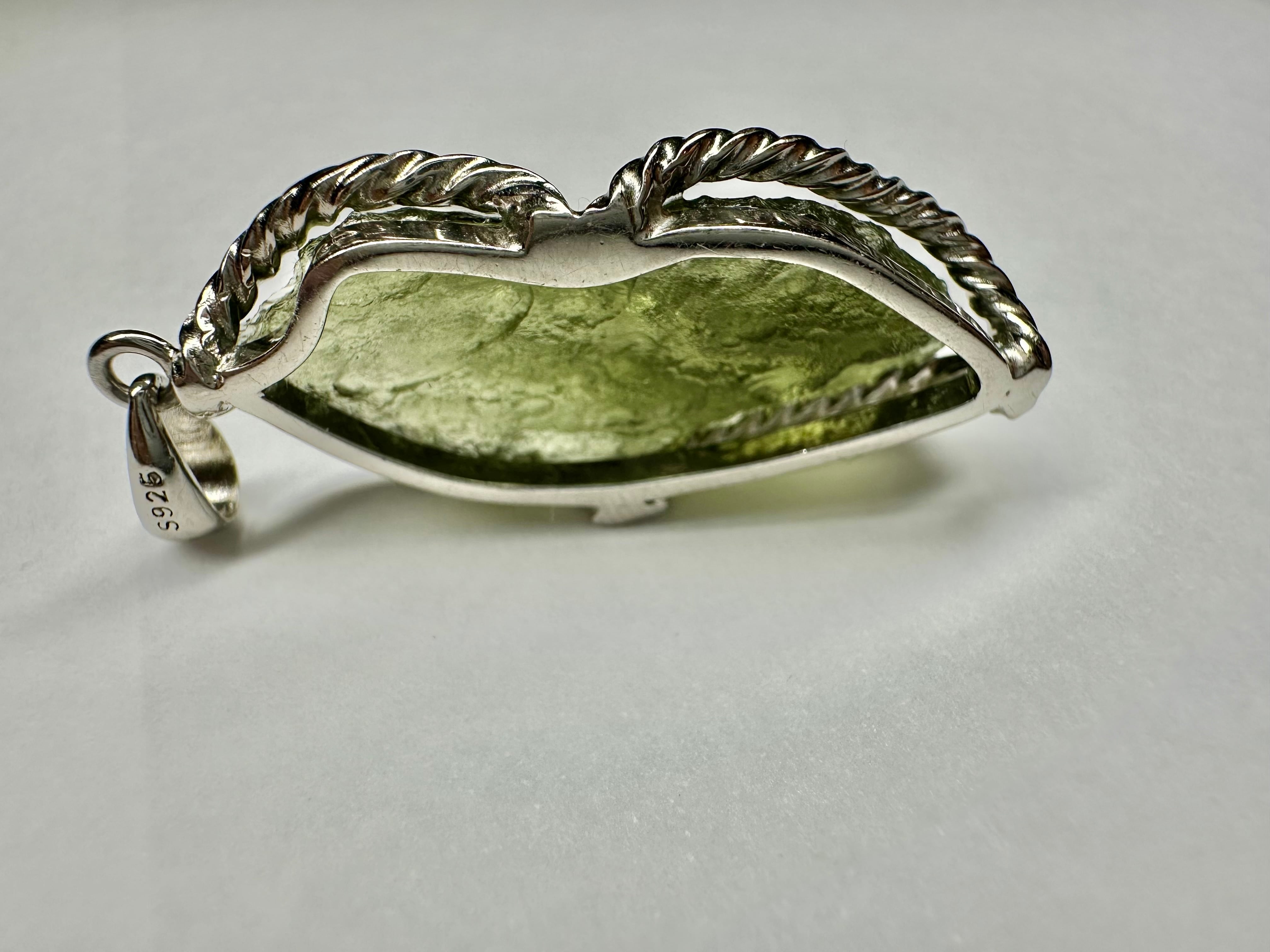 ③新入荷 隕石 モルダバイト ペンダント 鑑別書付き シルバー925