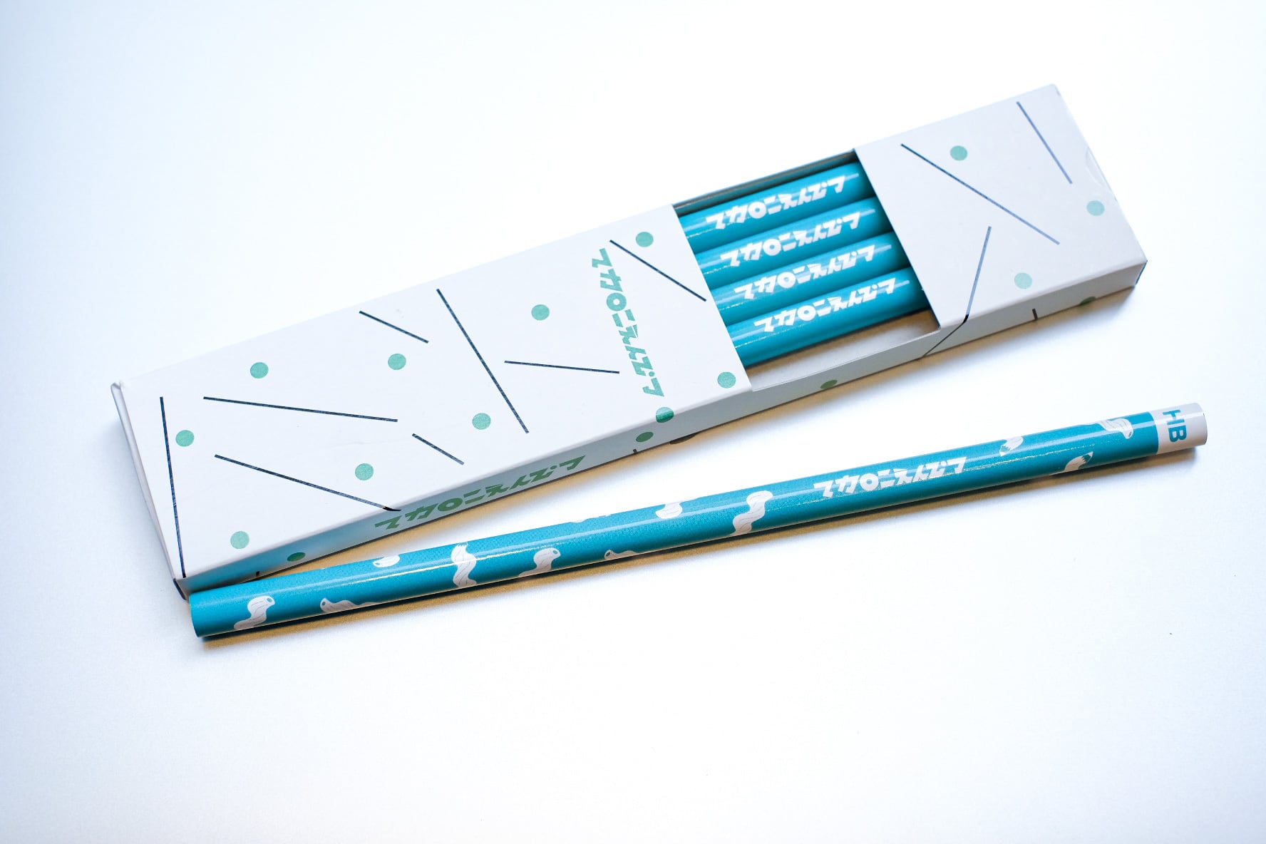 ついに出た！マカロニえんぴつ鉛筆 | マカロニえんぴつ OFFICIAL WEBSTORE