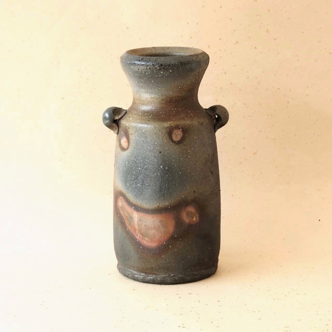 耳付花入 MIMITSUKIHANAIRE/02 | 備前焼窯元 宝山窯｜hozangama lab.+