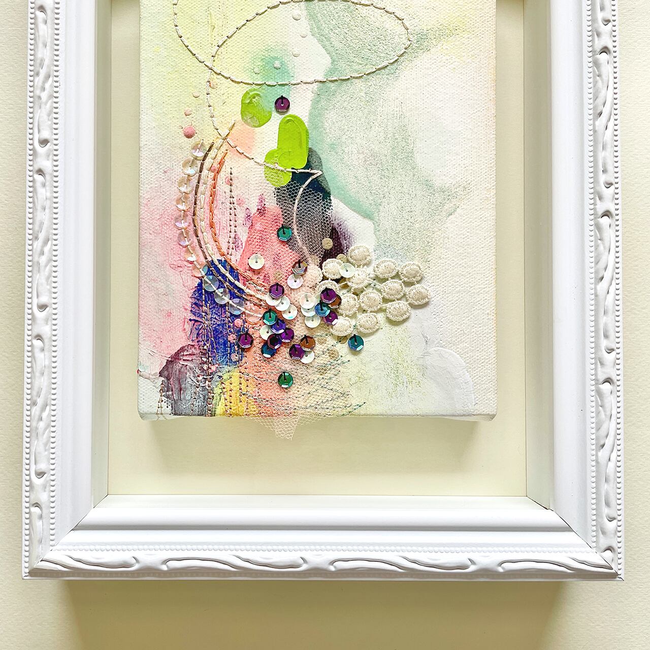 刺繍入り絵画「キミの中からあふれ出すその力を止めないで。」（額入り