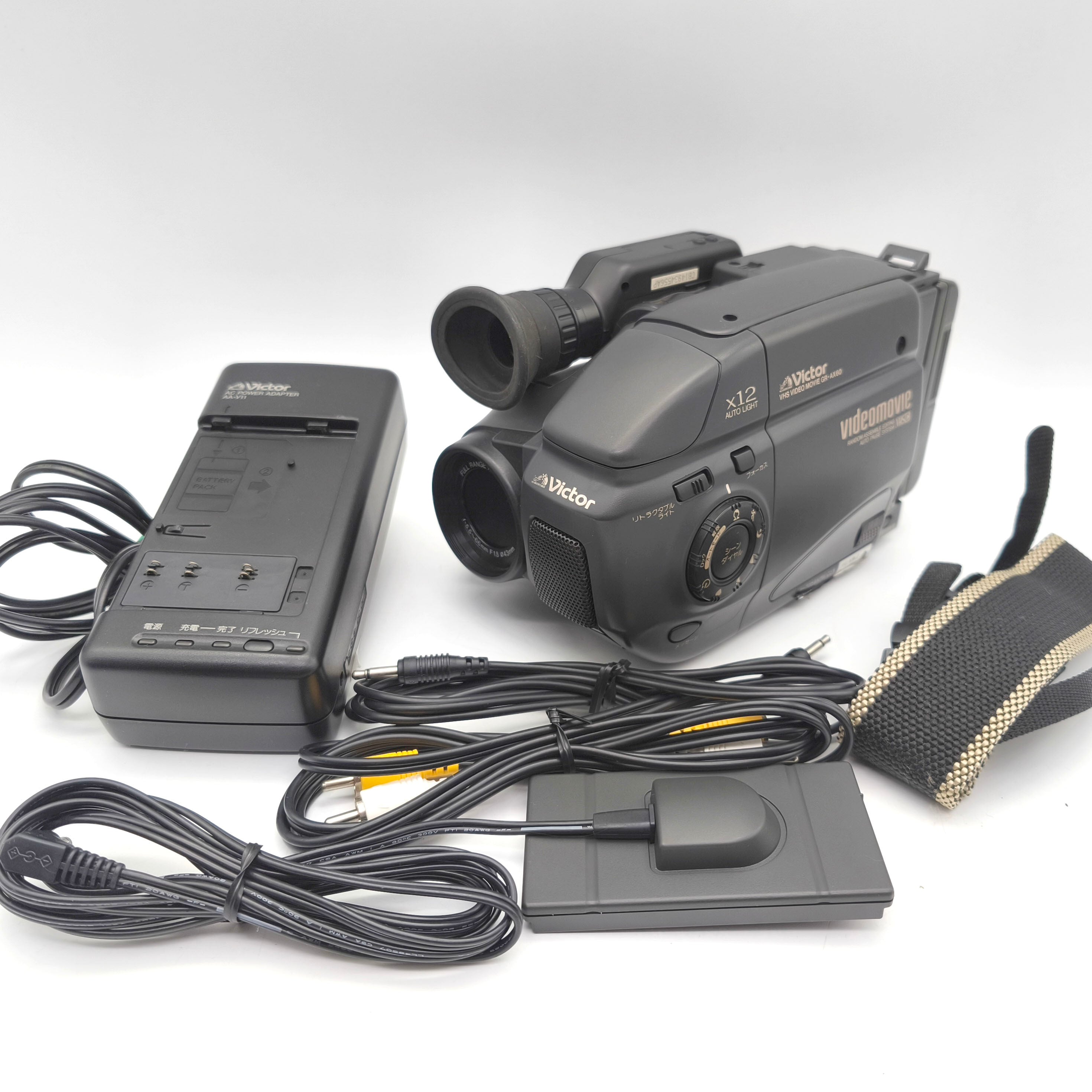 Victor(ビクター)・ビデオカメラ・VHS-C・GR-AX60・No.250329-07・梱包